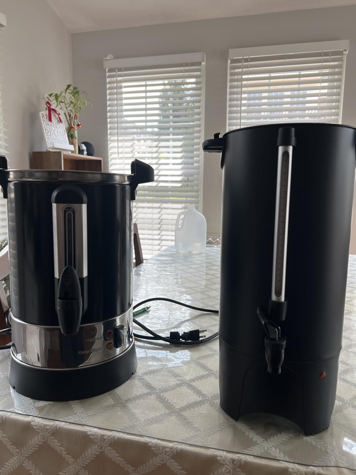 Zulay Kitchen 50 Cups Commercial Grade Coffee Maker Hot Water Urn - Percolator With Double-Wall Stainless Steel, Quick Brew, Stays Hot for Tea & Beverage at Events & Catering - Silver customer photo 2