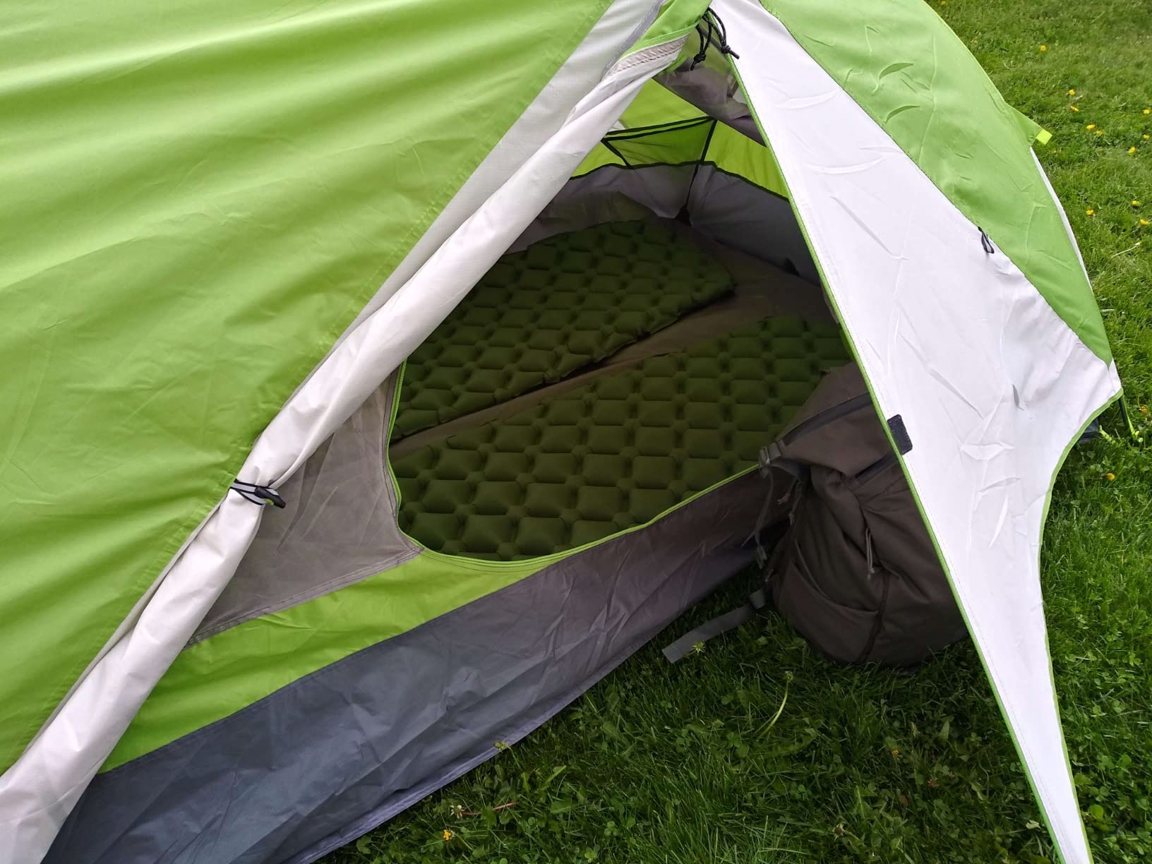 Sleepingo Ultralight Sleeping Mat - Inflatable & Compact Camping Air Mattress for Backpacking, Hiking customer photo 1