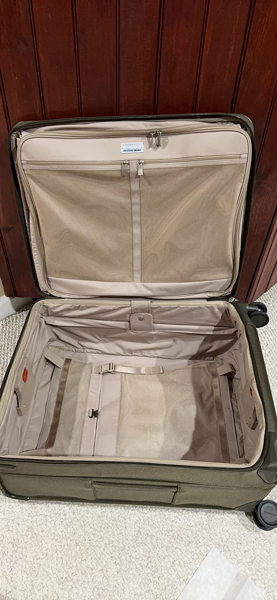 Briggs & Riley Essential 22