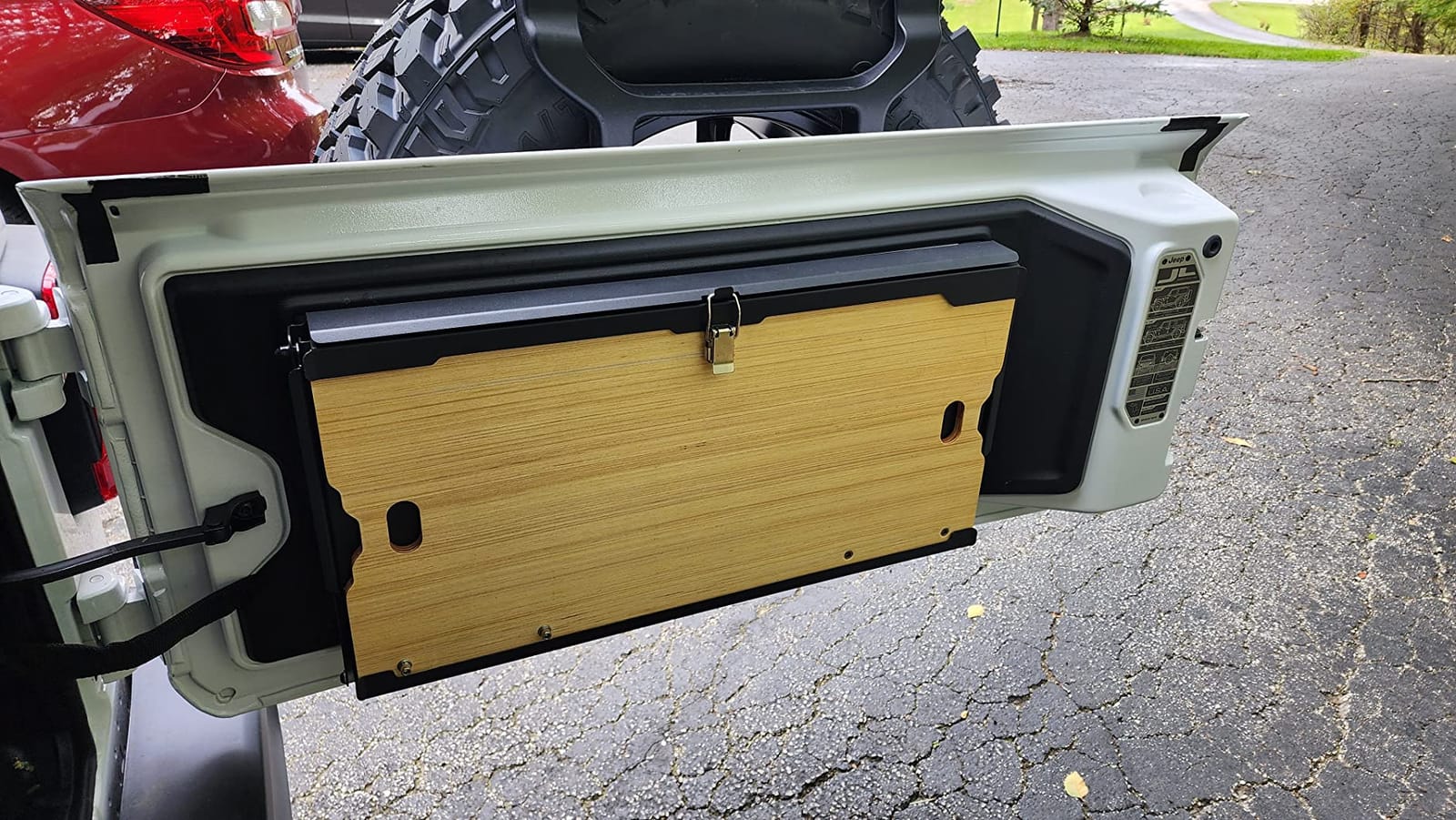 E-cowlboy Drop Down Tailgate Table for 2007-2024 Jeep Wrangler JK JKU JL JLU Unlimited customer photo 1