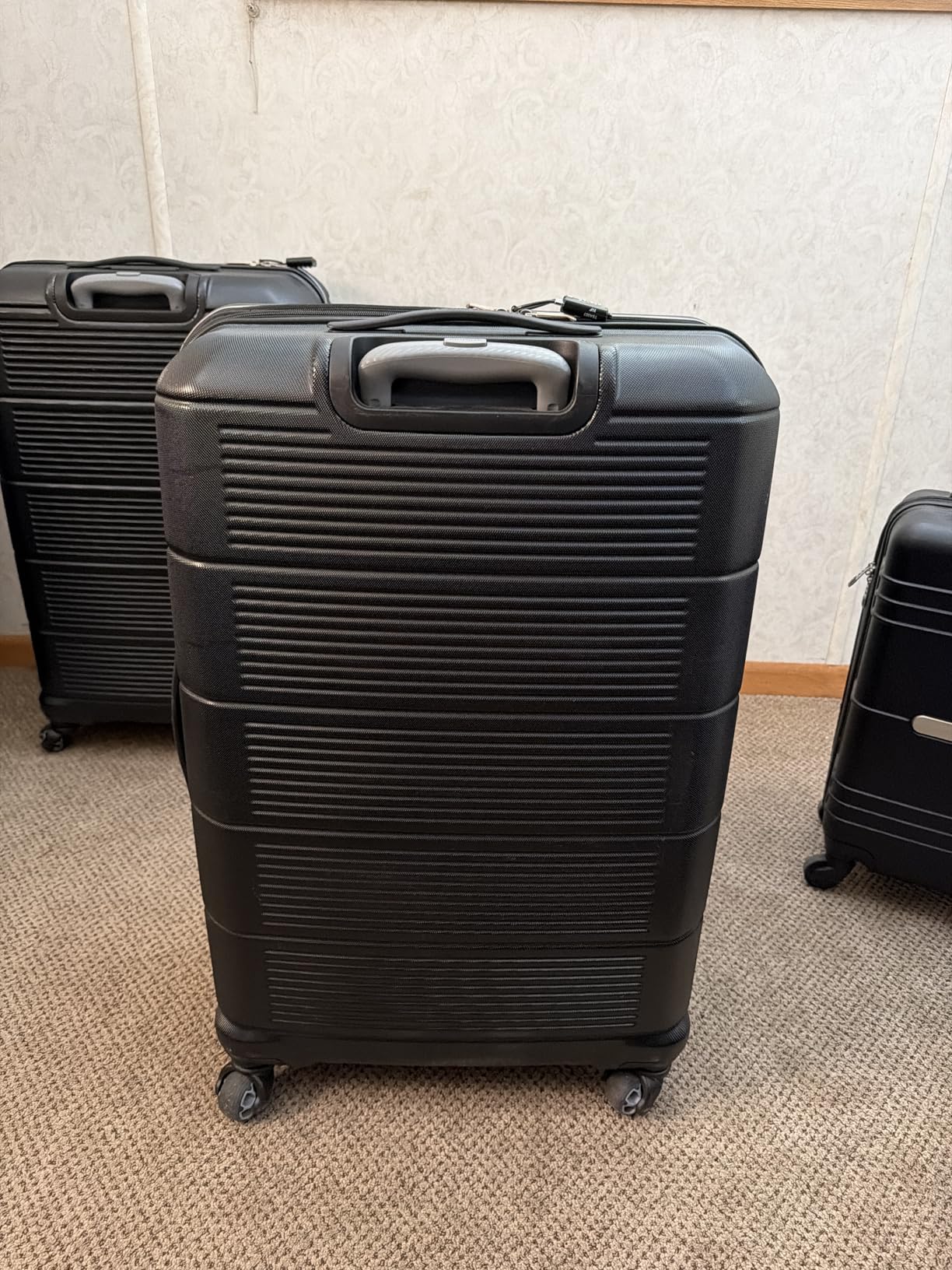 American Tourister Stratum 2.0 Expandable Hardside Luggage with Spinner Wheels, Slate Blue, Carry-on customer photo 1