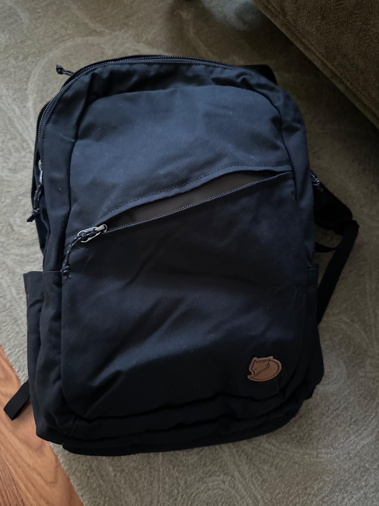 Fjällräven Raven 28 Backpack - Multi-Pocket Organization, Padded Support, Durable Fabric - Commuting, Travel, Navy customer photo 1