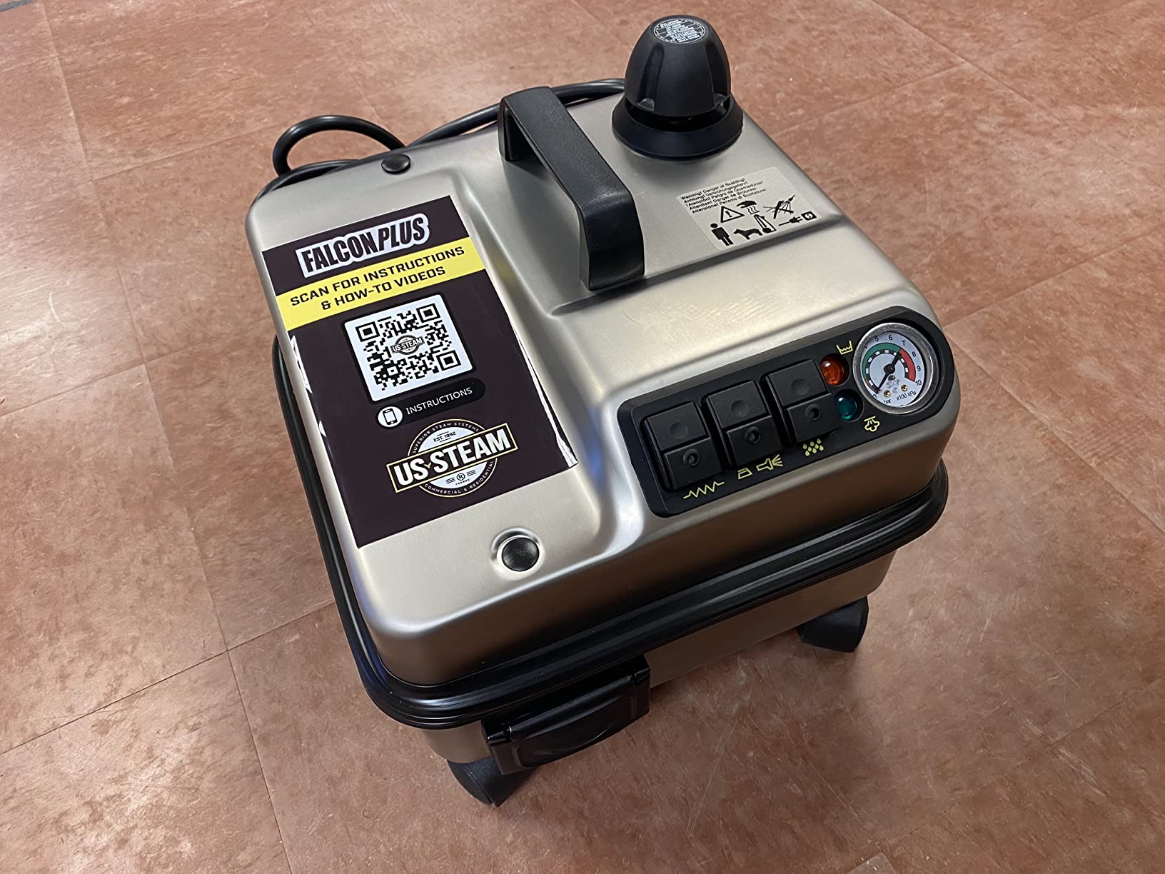 US Steam FALCON Commercial Steam Cleaner, 1800W, 305F, 70PSI, 1 gal Boiler customer photo 1