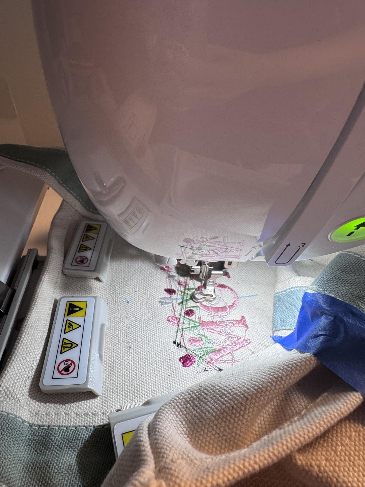 Brother SE2000 Sewing and Embroidery Machine Computerized, 5