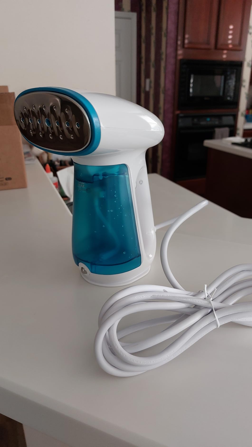 Bear Steamer for Clothes, 1300W 25s Heat-Up Clothes Steamer with 230ml Tank, Essential Oil Compatible, 20g/min Steam Rate, Handheld 2-in-1 Steam & Iron, Fabric Wrinkle Remover for Home & Travel customer photo 2