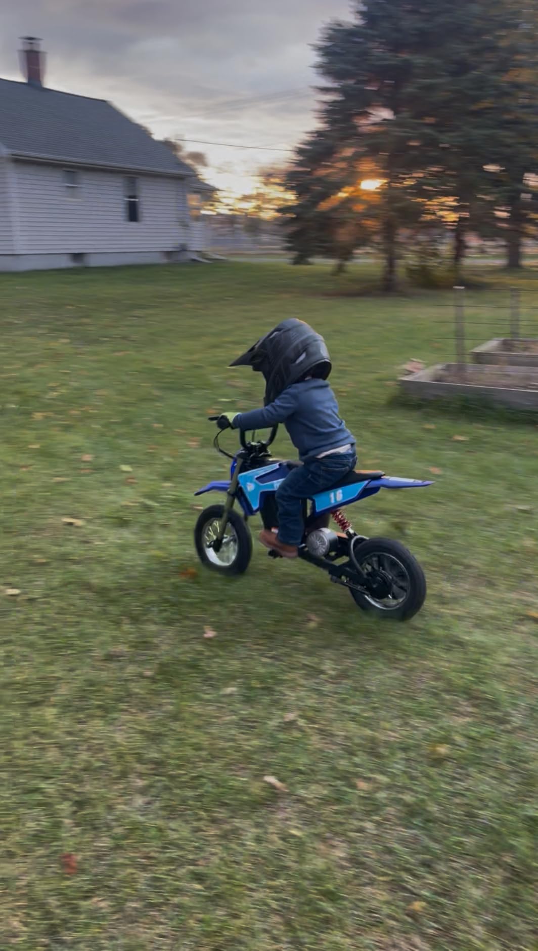 Hiboy DK1 36V Electric Dirt Bike, 300W Electric Motorcycle - Up to 15.5MPH & 13.7 Miles Long-Range, 3-Speed Modes Motorcycle for Kids Ages 3-10 customer photo 1
