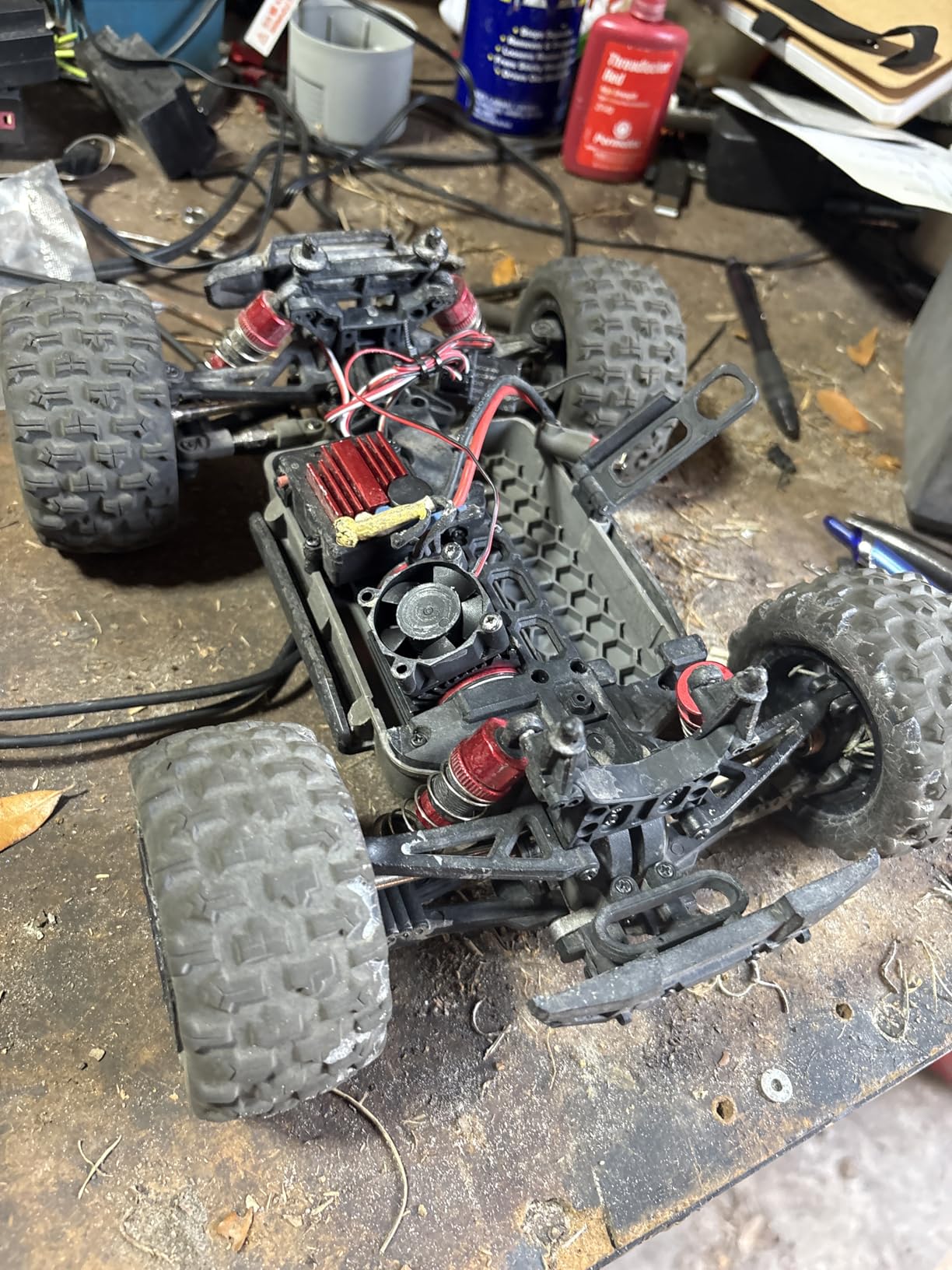 HYPER GO H16BM 1/16 RTR Brushless High Speed Electric 4X4 Off-Road Fast RC Car, Max 42mph, RC Truck, Remote Control, 2 Lipo Batteries for Adult, Compatible with 3S Lipo customer photo 2
