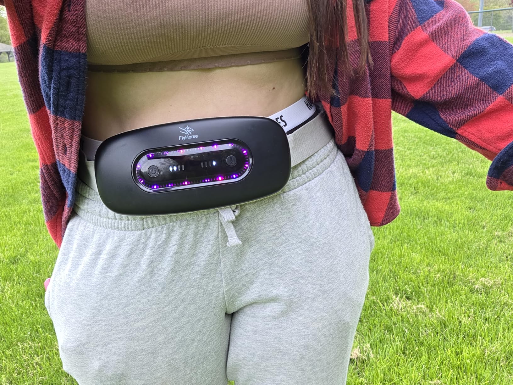 Portable Cordless Menstrual Heating Pad with 4 Heat Levels and 4 Massage Modes,Electric, Fast Large Heating Belly Wrap Belt (Black) customer photo 2