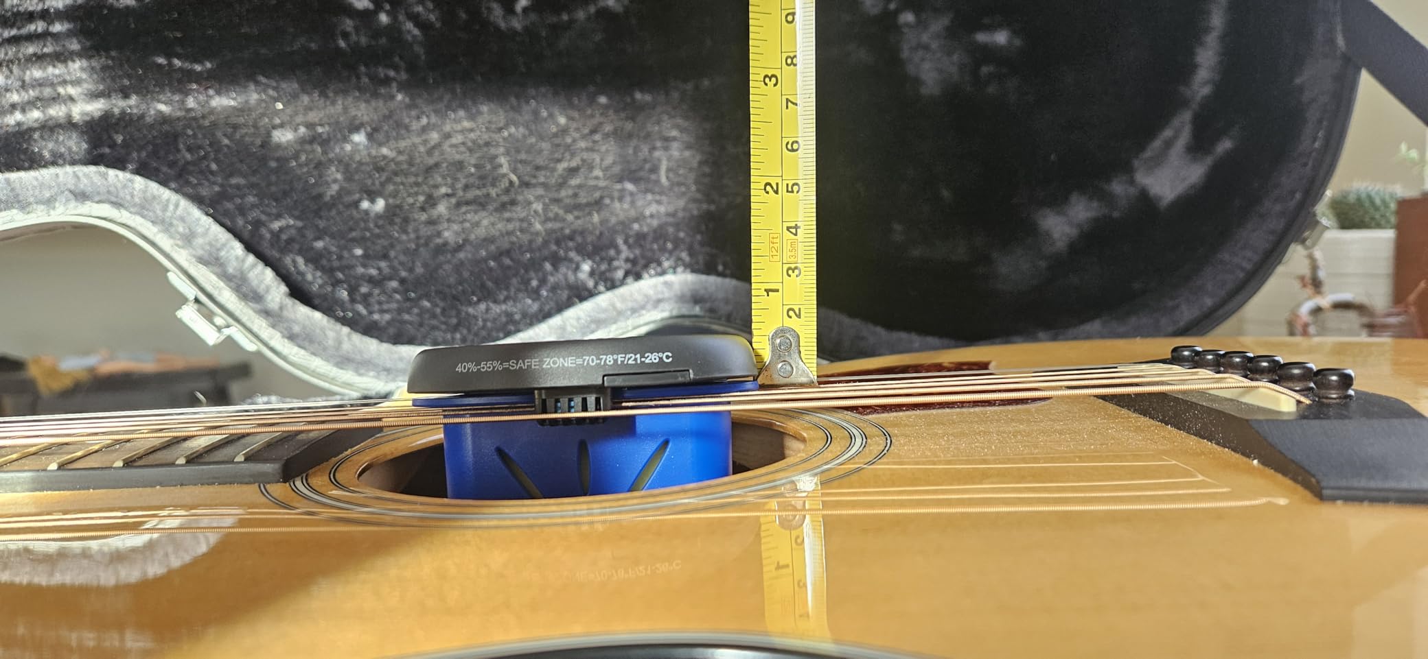 MusicNomad The Humitar ONE Acoustic Guitar Humidifier & Hygrometer (MN311) customer photo 1