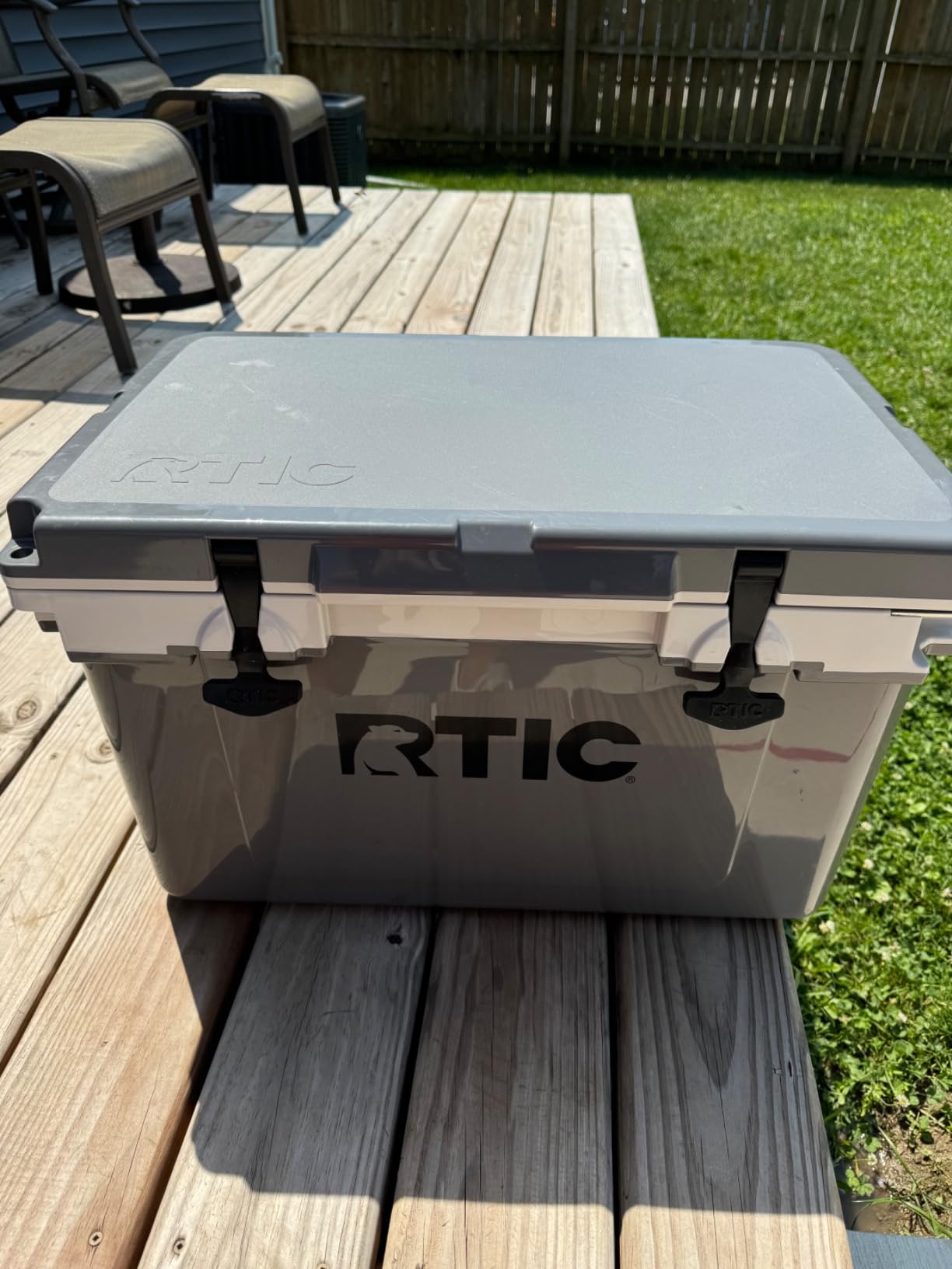 RTIC 32 QT Ultra-Light Hard Cooler | Portable Hard Ice Chest Box for Beach, Drinks, Camping, Picnic, Fishing, Boat, Barbecue, 30% Lighter Than Rotomolded customer photo 1