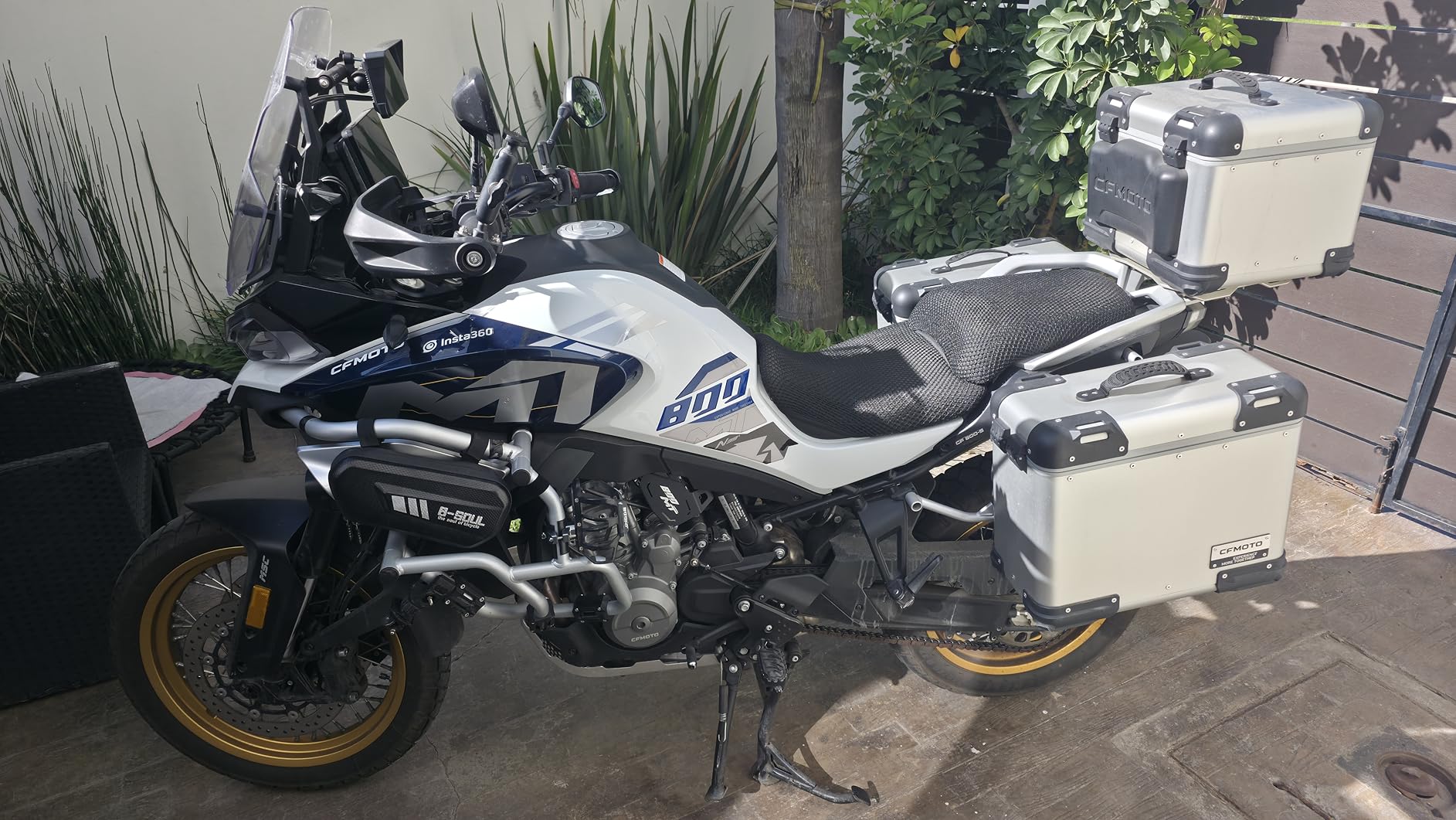 for CF-Moto 800MT MT800 MT 800 MT CF800MT 2021-2023 Motorcycle Engine Guard Bumper Highway Crash Bars Stunt Cage Frame Falling Body Protector Kit Gas Tank Protection 21-23 (Silver) customer photo 1