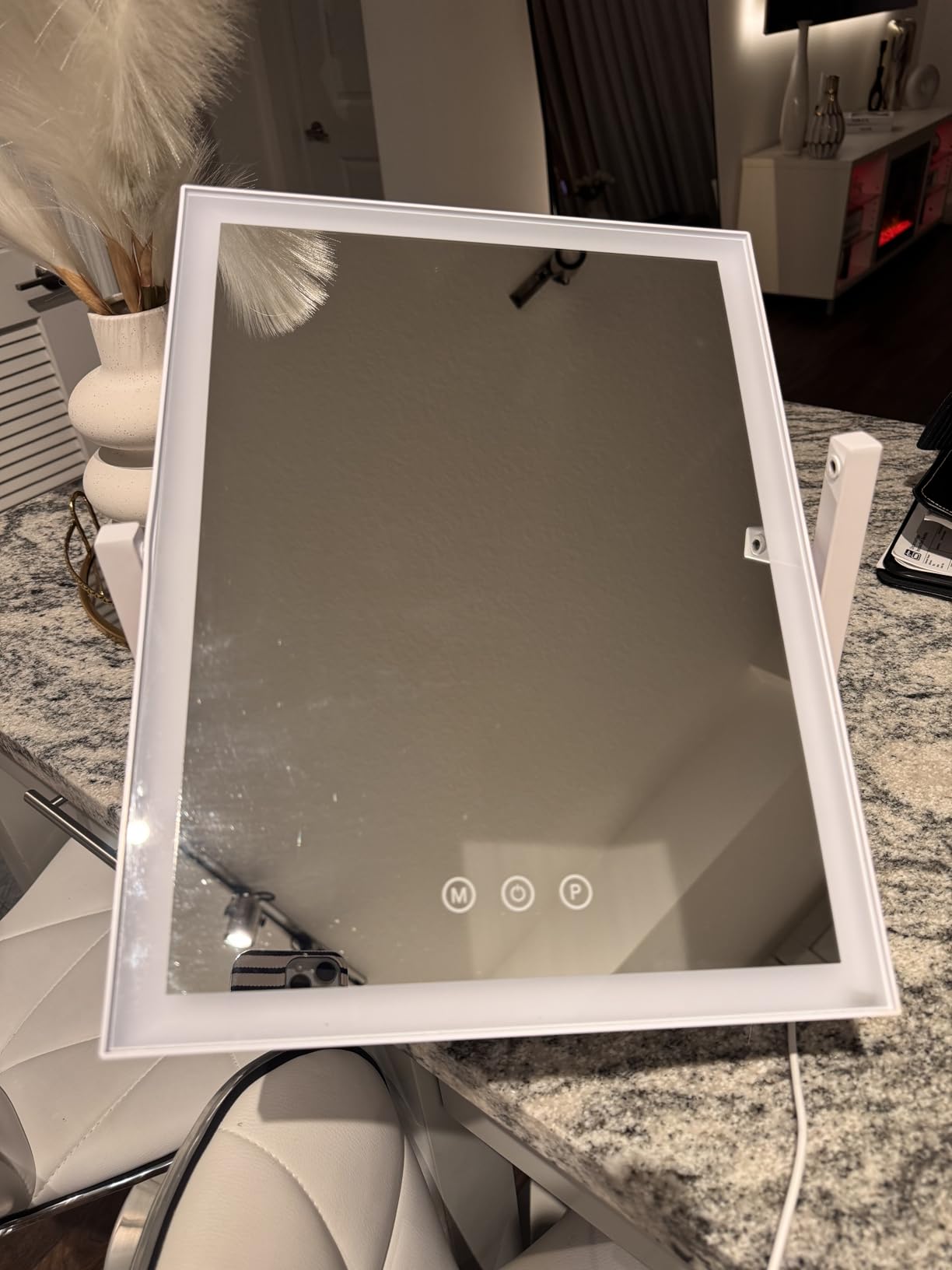 HIEEY Lighted Makeup Mirror, 17.3