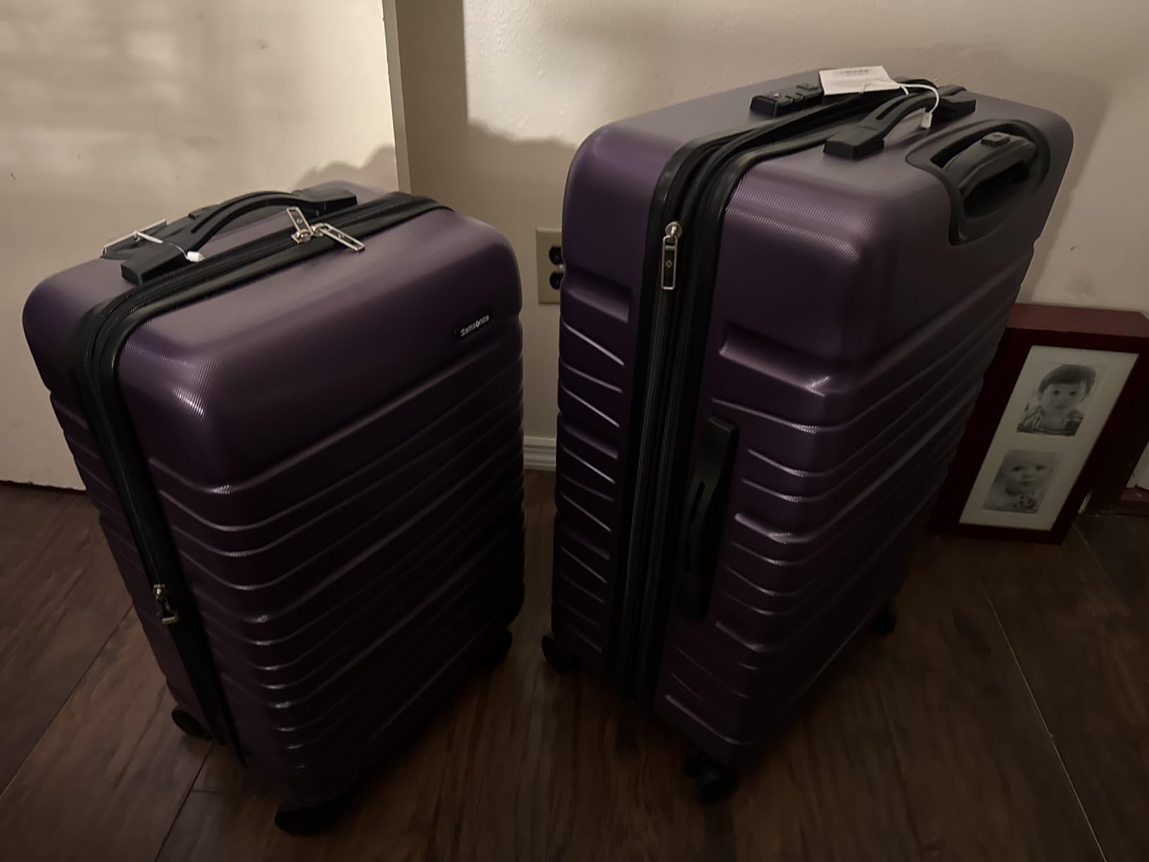 Samsonite Evolve SE Hardside Expandable Luggage with Spinners, Bass Black, 3PC Set (CO/M/L) customer photo 1
