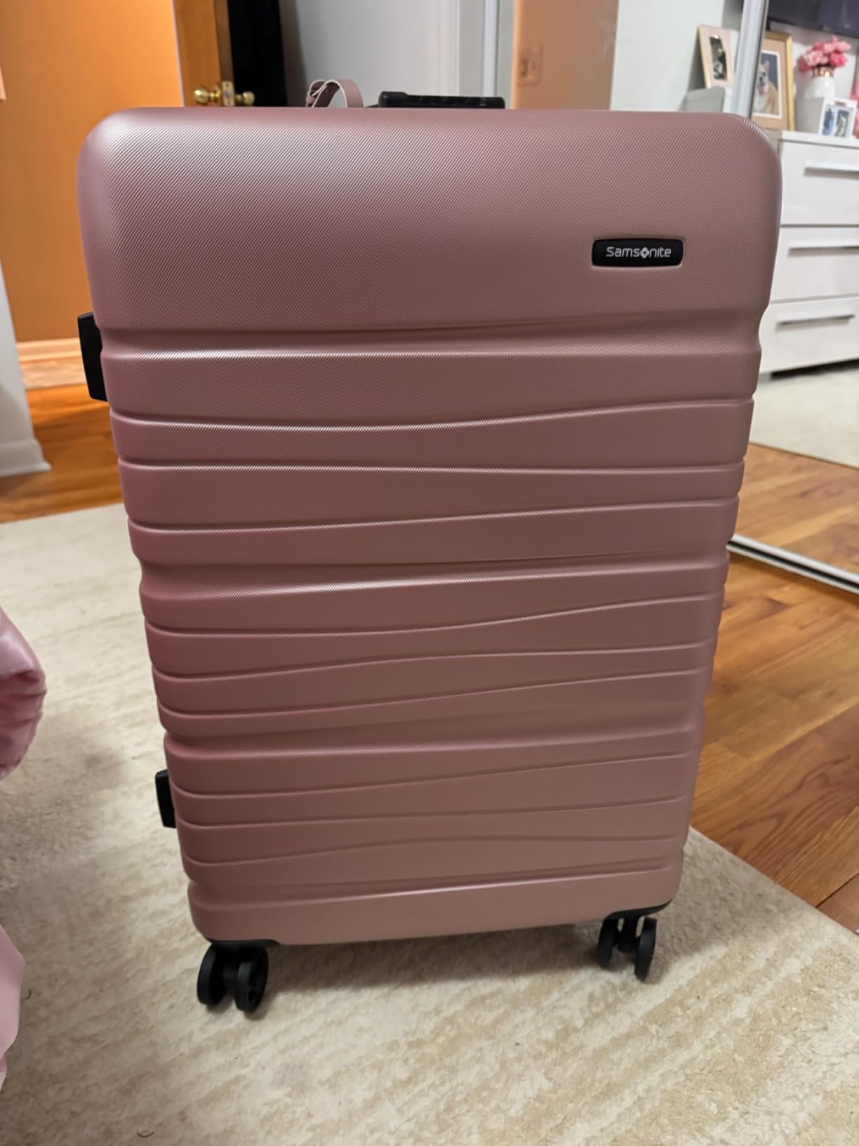Samsonite Evolve SE Hardside Expandable Luggage with Spinners, Bass Black, 3PC Set (CO/M/L) customer photo 2