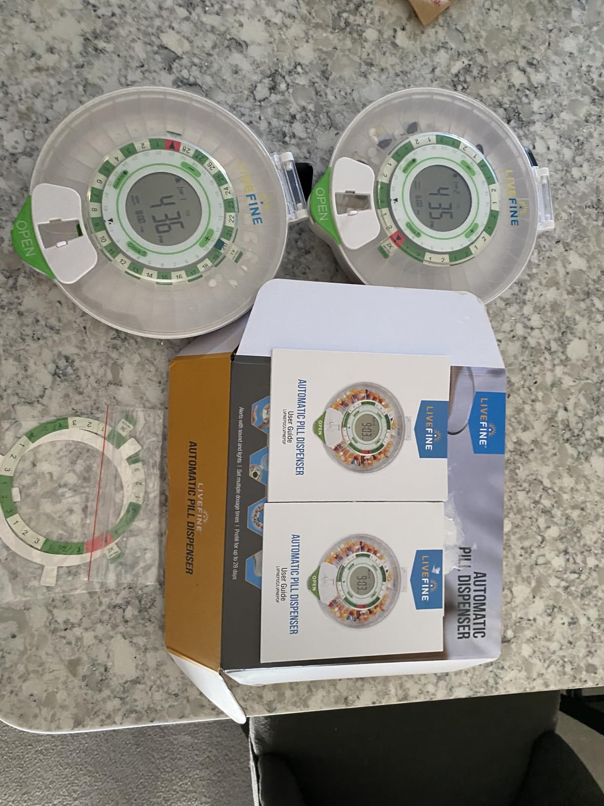 LiveFine 28-Day Automatic Pill Dispenser, 9 Dosage Rings, Frosted Lid customer photo 2