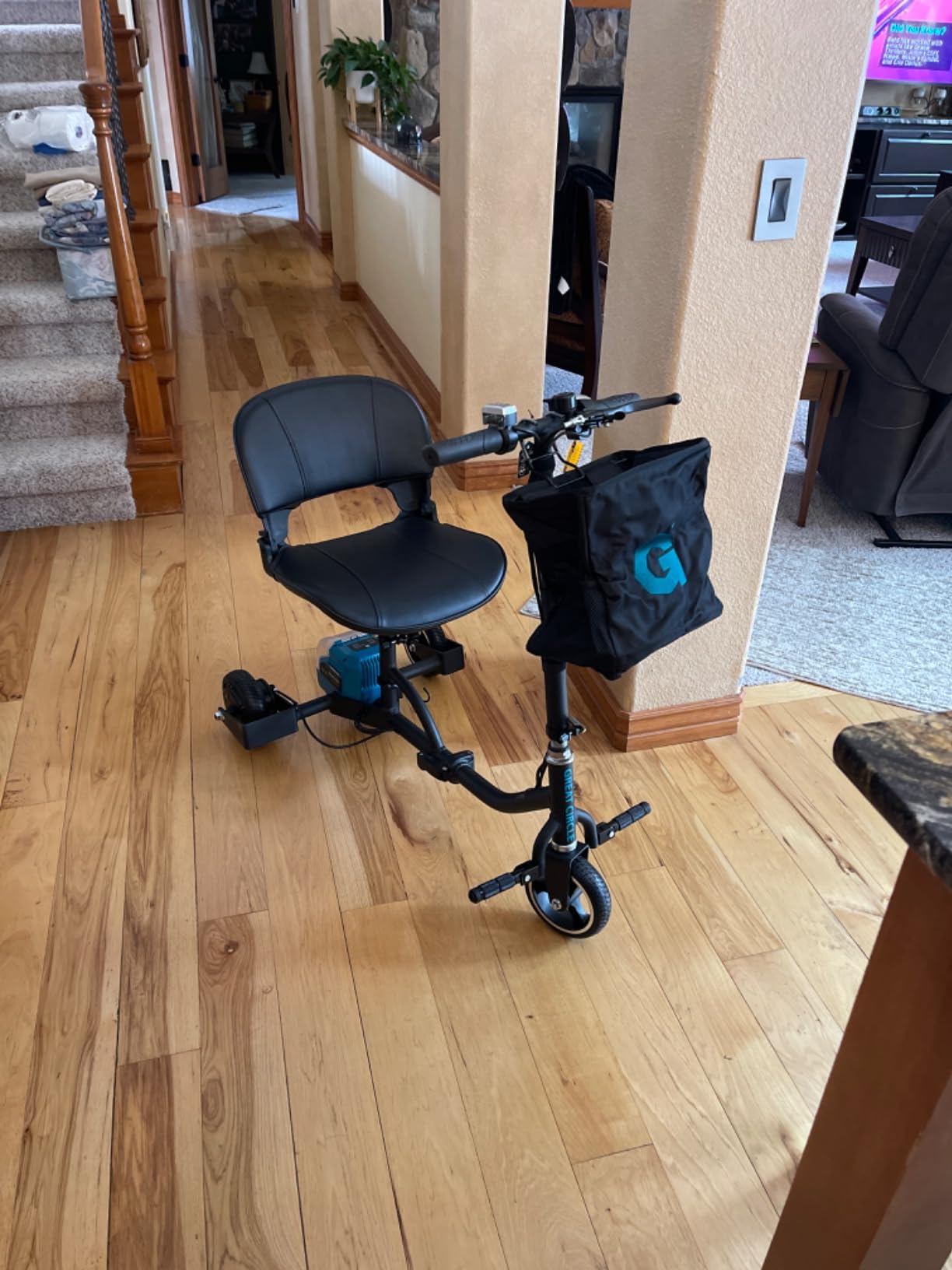G Mobility Scooter - 3 Wheels, 35 lb Folding Aluminum Frame, Anti-Tip Footrests, Includes (1) 48V 2Ah Li-Ion Battery and Charger, Supports 275 lbs, Airline Friendly customer photo 2