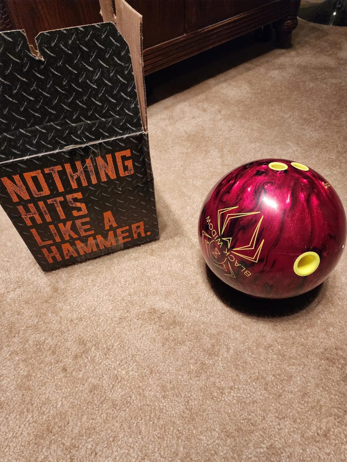 Hammer Black Widow 2.0 Hybrid Bowling Ball customer photo 2