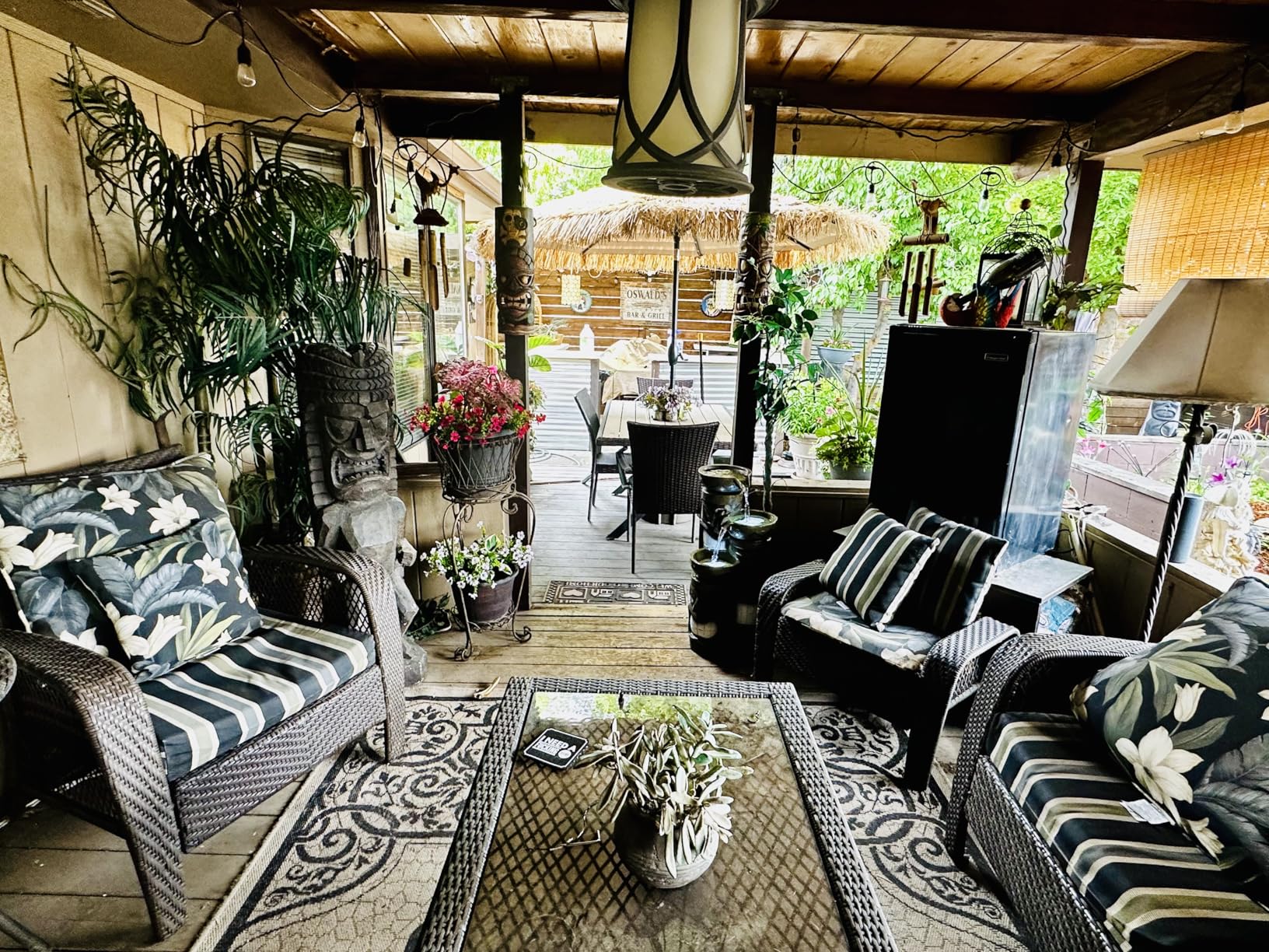 RELAX4LIFE 5-Piece Outdoor Bar Set, Wicker Rattan Bar Height Patio Set w/4 Cushion Bar Stools & Table with Hidden Storage, 5PCS Outdoor High Top Table and Chairs Set for Backyard Poolside (Red) customer photo 2