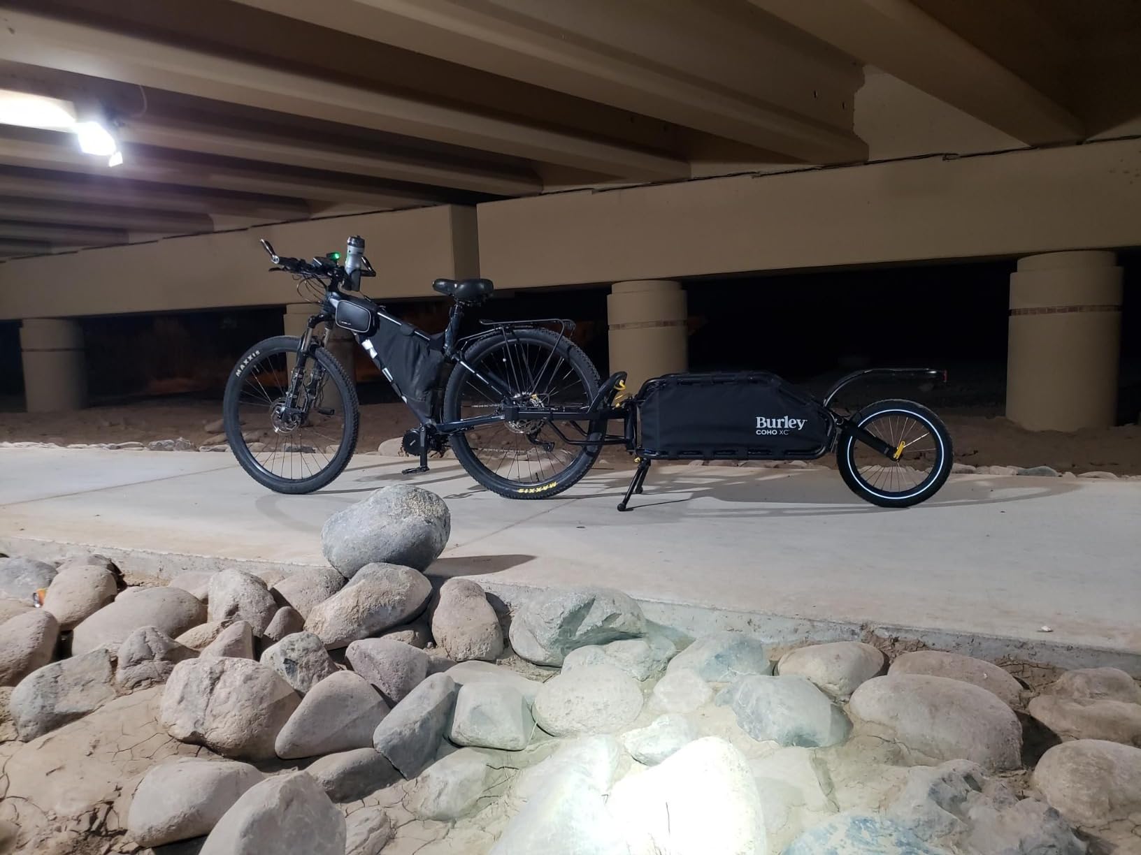 Burley COHO XC Single-Wheel Off-Road Cargo Bike Trailer with Coil-Spring Suspension & Quick-Release Hitch Connection customer photo 1