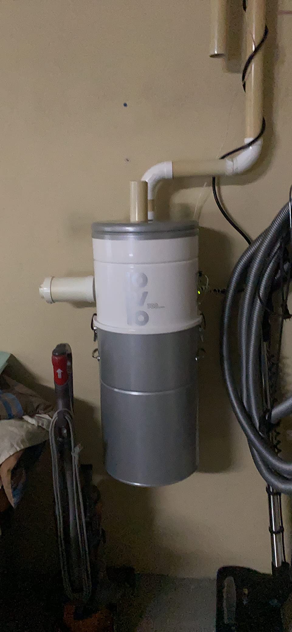 OVO 700 Airwatts Heavy Duty Powerful Central Vacuum System, Hybrid Filtration (with or Without Disposable Bags) 35L or 9.25Gal Bottom Load Dust Bin customer photo 2