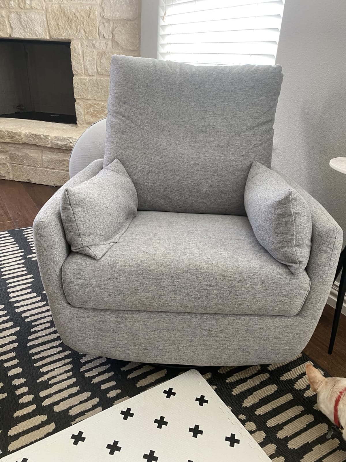 Davinci Juno Swivel Glider, GREENGUARD Gold Certified, Vanilla | FSC & CertiPUR-US Certified Glider w/ 360 Swivel & Metal Base - Spacious Seating for Extra Comfort - Fully Assembled customer photo 2