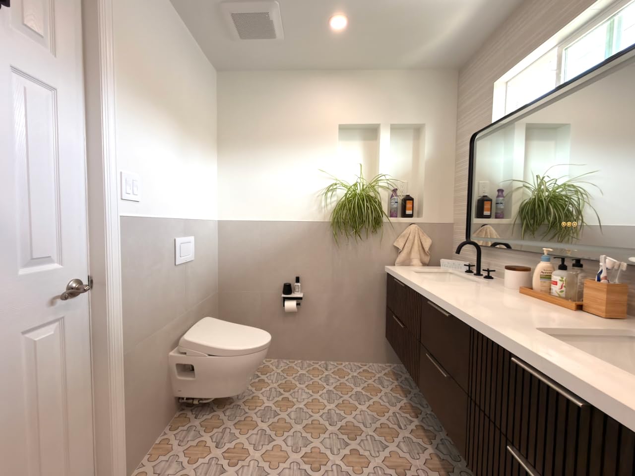 TOTO WASHLET+ S7A Electronic Bidet Toilet Seat with EWATER+ Bowl and Wand Cleaning, Auto Open and Close Contemporary Lid, Elongated, Cotton White - SW4736AT40#01 customer photo 1