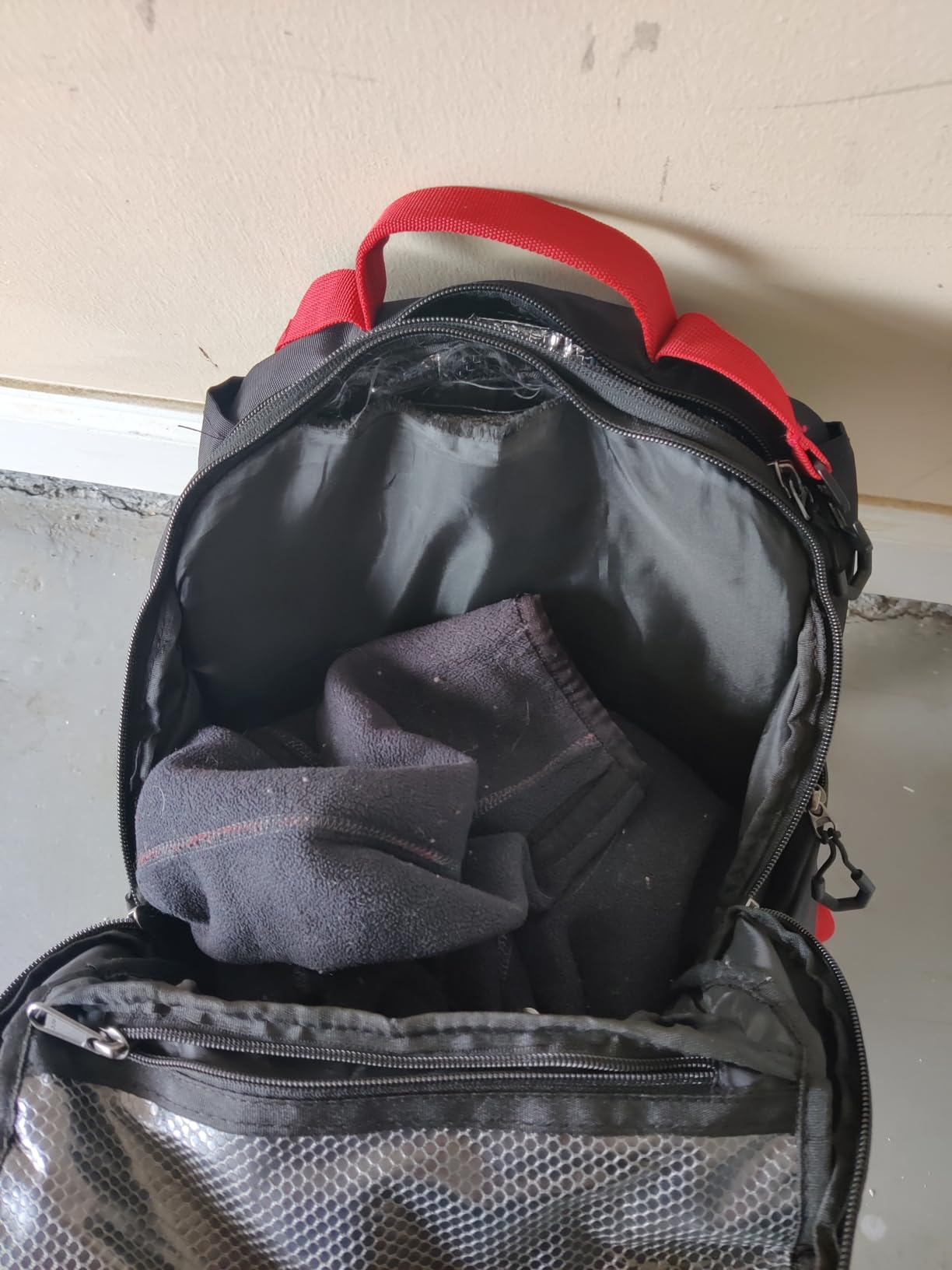 CRBN Pickleball - Backpack - Pro Team Pickleball Bag | Padded Compartment with Space for 3 Paddles, Shoes & More customer photo 1