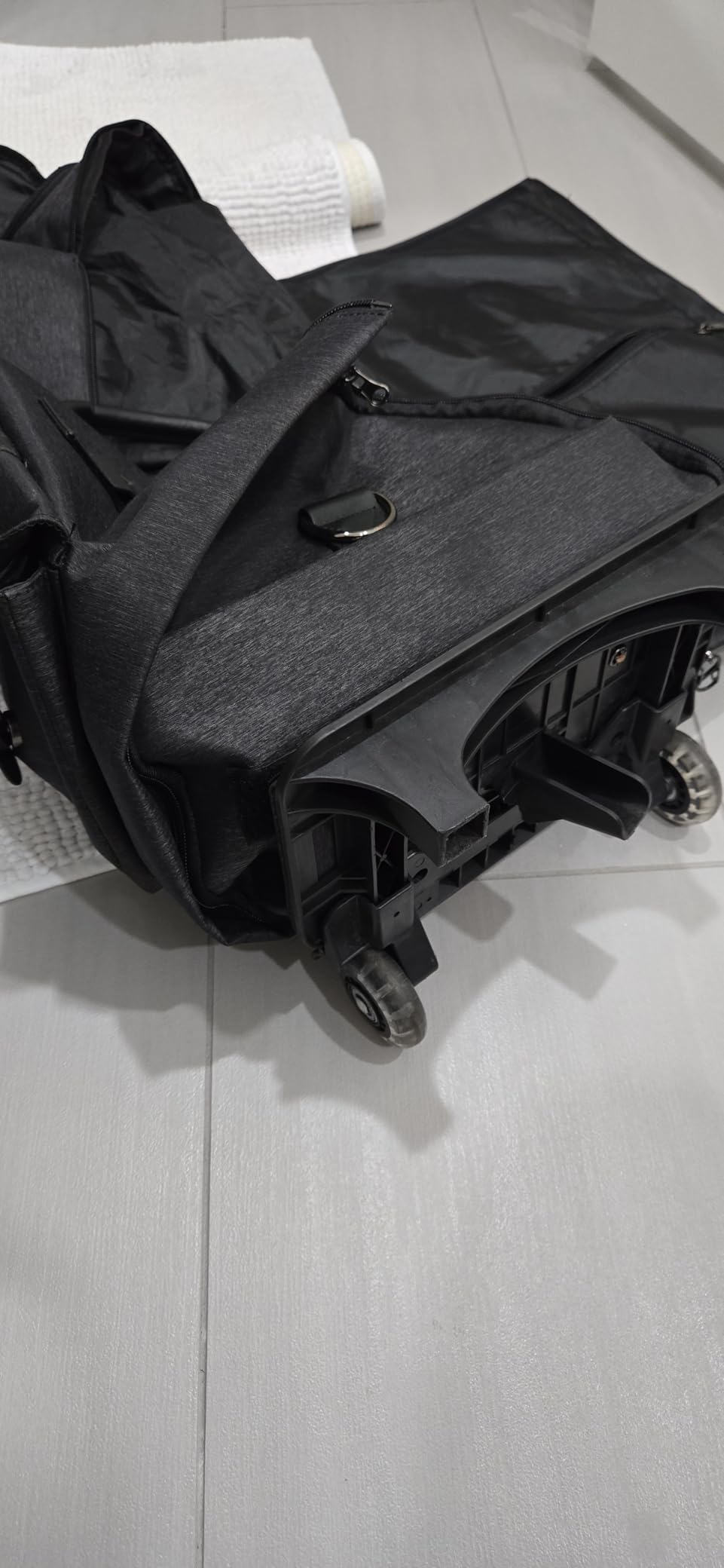 seyfocnia Rolling Garment Bag, Rolling Duffle Bag with Wheels for Travel with Shoe Pouch customer photo 1