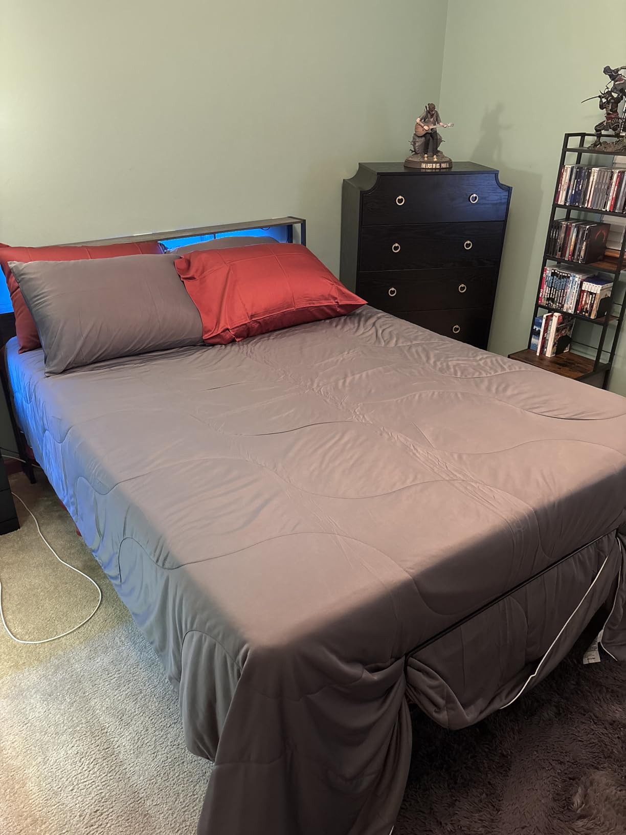 Tami Tami T600 Adjustable Bed Frame Split King Size with Remote & Massage - Syncable Electric Beds Bases, Zero Gravity, Dual Side USB, Nightlight, Quiet Motor, 5 Min Easy Assembly customer photo 1