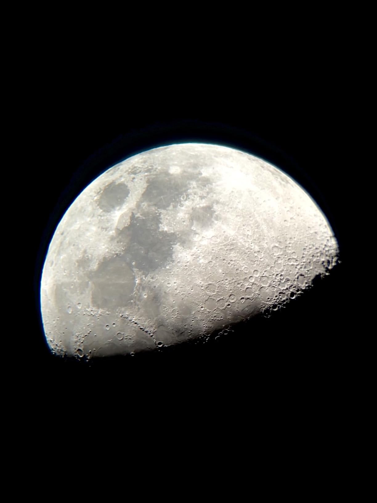 Celestron StarSense Explorer 150AZ App-Enabled Tabletop Dobsonian Telescope | StarSense Explorer App to Find Objects, Large 150mm Aperture, Bright Deep-Sky Views, Stable Tabletop Dobsonian, Portable customer photo 2
