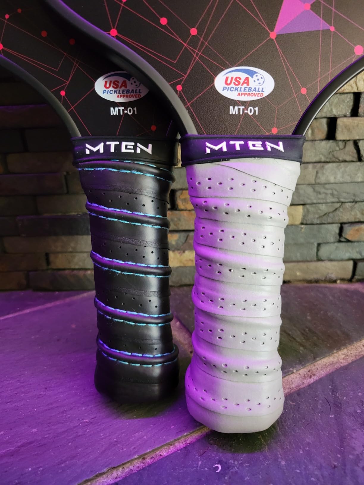 MTEN Pickleball Paddles Set of 2/4/1, USAPA Approved Fiberglass Rackets | Lightweight Set for Men, Women, Beginners & Intermediate customer photo 2