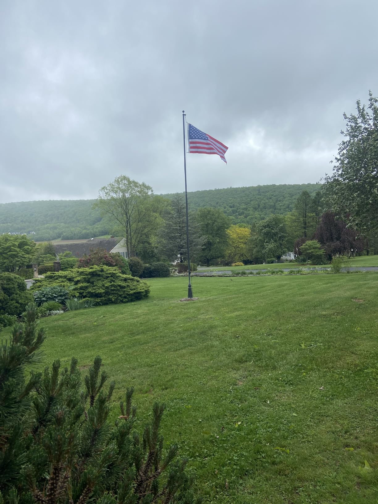 Heavy Duty 25 FT Flag Pole for Outside House, Unbending 100MPH Wind Test | 12Gauge 95HBW Hard Aerospace Aluminum, In-Ground Flagpole Kit customer photo 2