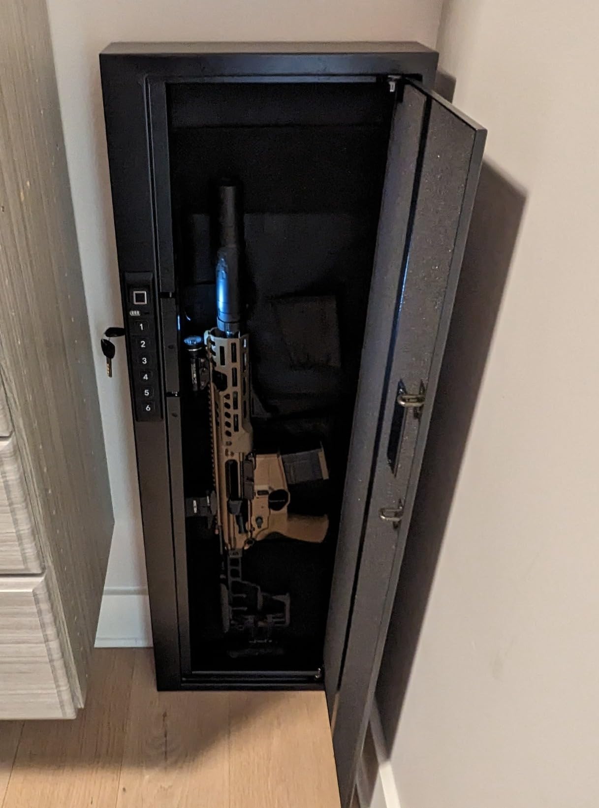 Biometric Gun Safe for Rifle, Shotguns, Pistols, Compact Long Gun Safe, Quick Access Fingerprint Gun Safe Firearm Case - Upgraded Biometric/Keypad/Key Access customer photo 2