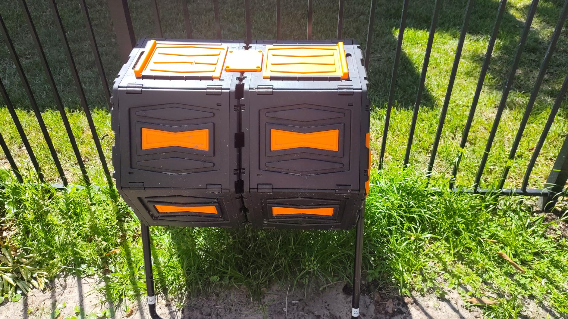 Compost Tumbler, Easy Assemble & Efficient Outdoor Compost Bin, 45 Gallon/170 Liter Large Dual Chamber Rotating Composter for Garden, Kitchen, and Yard Waste, Orange Door customer photo 2