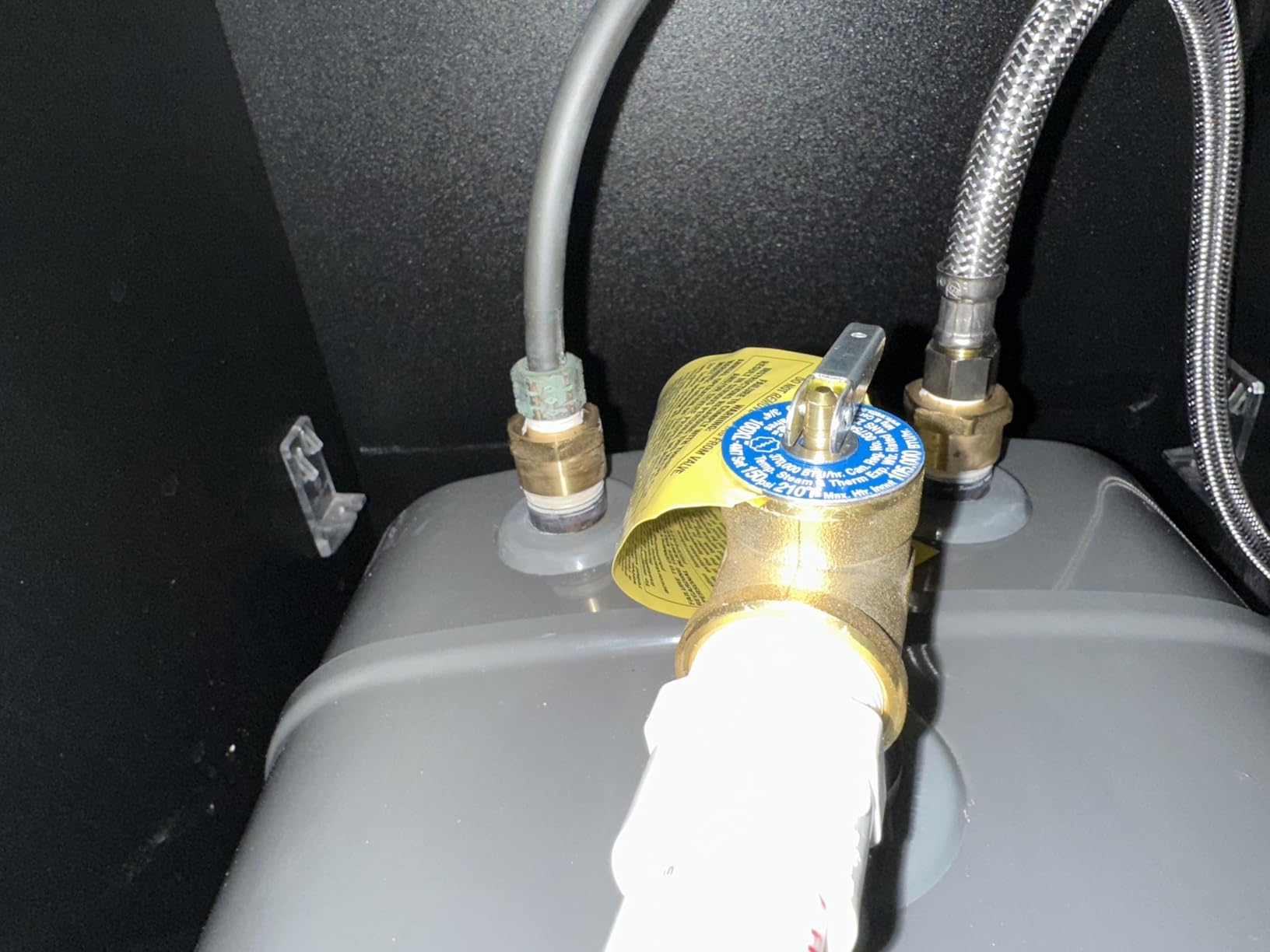 Rheem Mini-Tank Electric Water Heater, 2.5 Gallon customer photo 2