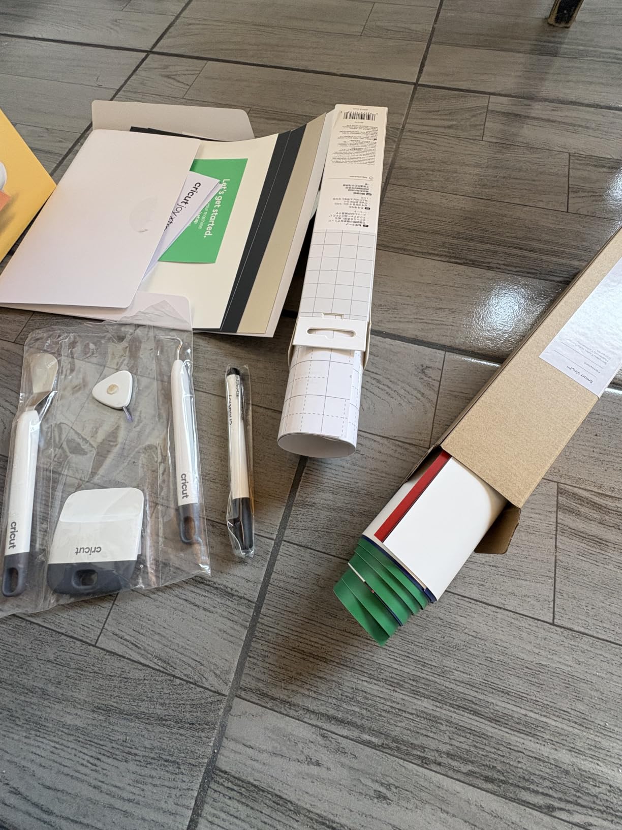 Cricut Joy Xtra Cutting Machine and Smart Vinyl Bundle for Labels, Decals & Custom Projects - Includes Rainbow Permanent Vinyl, Transfer Tape, Tools & Design Guides customer photo 2