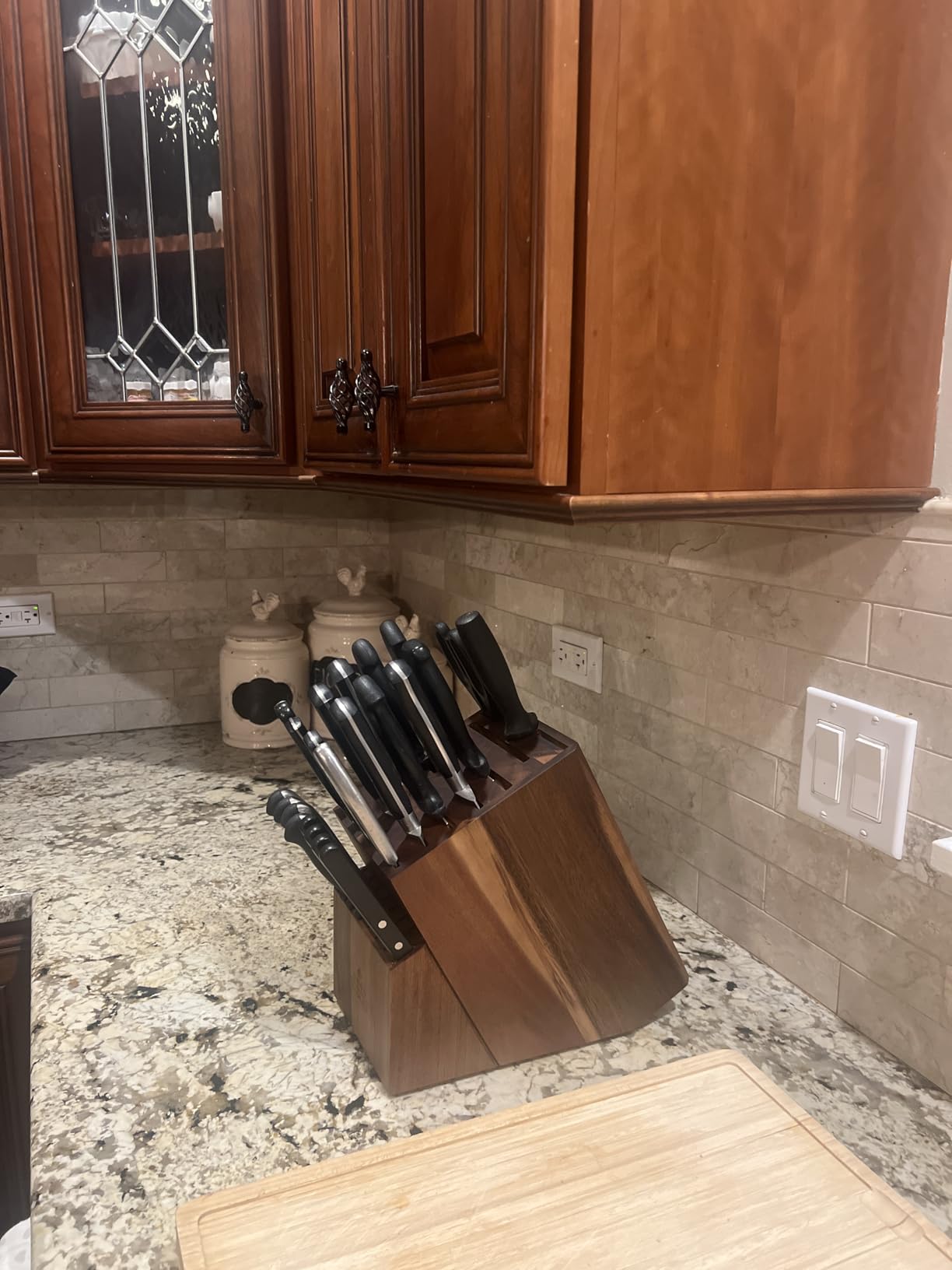 ENOKING Knife Block without Knives, Large Knife Holder- 25 Slots Acacia Wood Universal Knife Block, Butcher Block Countertop for Knife Storage Organizer customer photo 2