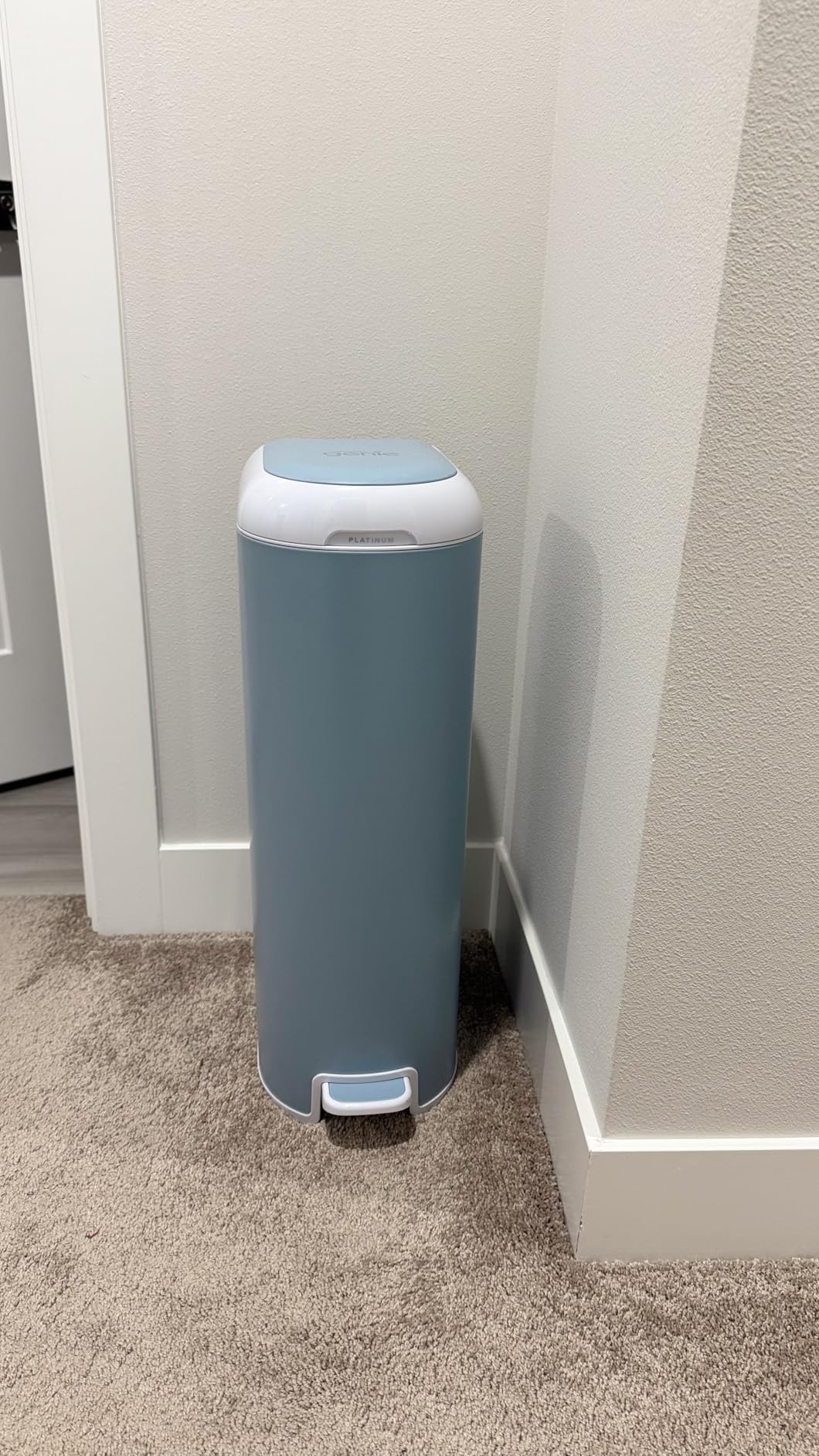 Diaper Genie Platinum Pail | Hands-free odour-locking diaper pail (white) with Easy Roll tear-off bags customer photo 2