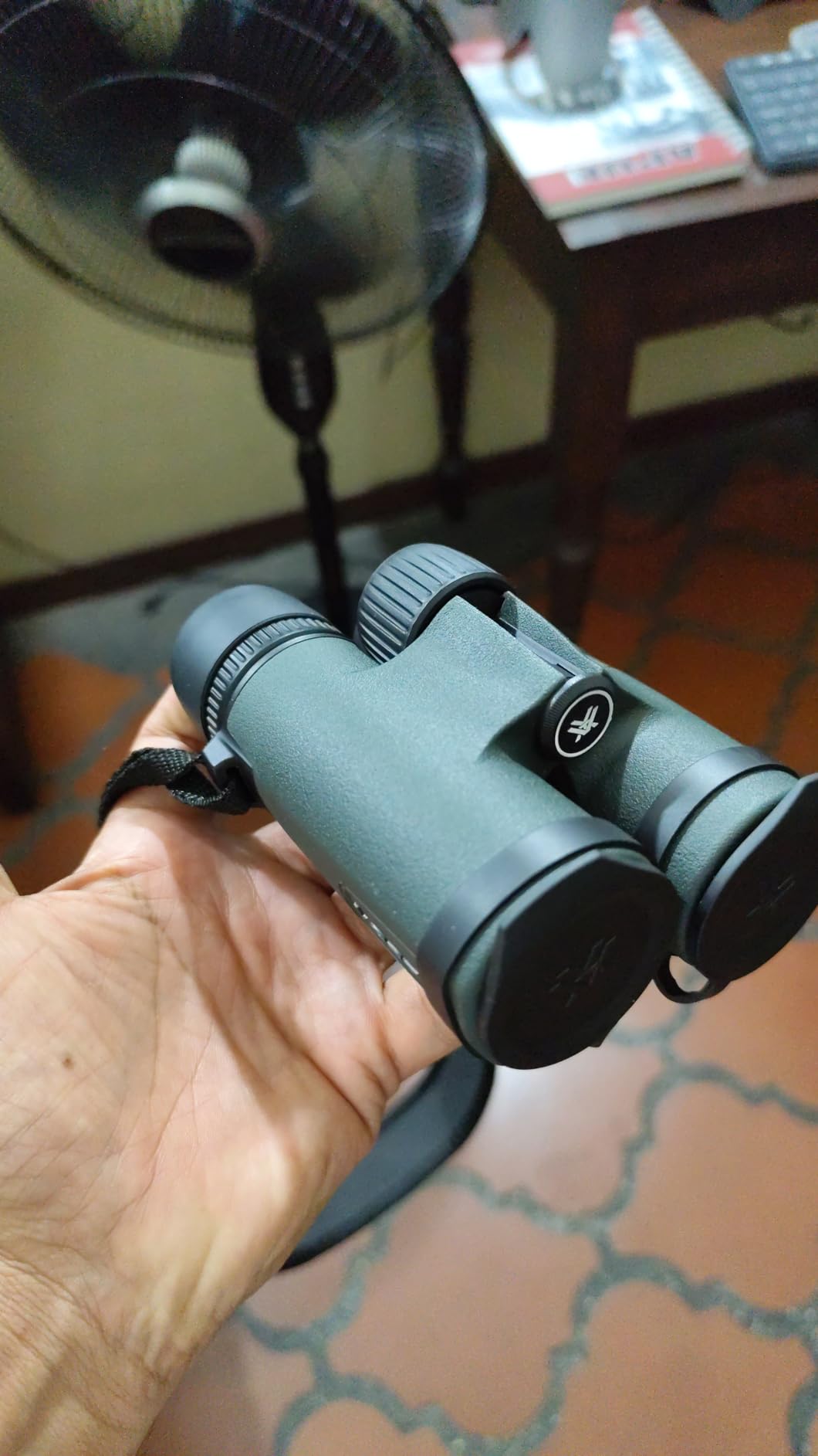 Vortex Bantam HD 6.5x32 Youth Binoculars | HD Optics, XR Lens Coatings, Tripod Adaptable, Waterproof, Fogproof, Shockproof - Unlimited, Unconditional Warranty customer photo 1