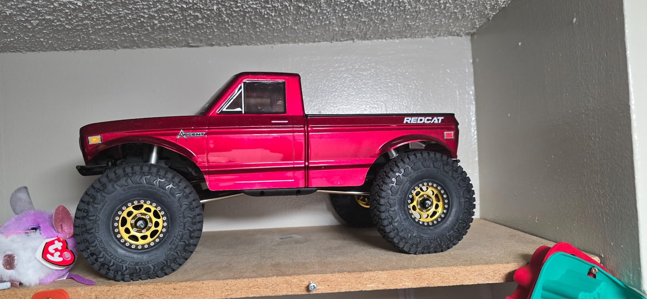 Redcat Ascent 1/10 Scale Rock Crawler – High-Torque 4WD RC Trail Truck with Portal Axles, Waterproof Electronics, LiPo Ready, RTR – Hobby-Grade Remote Control Rock Climber (Red) customer photo 2