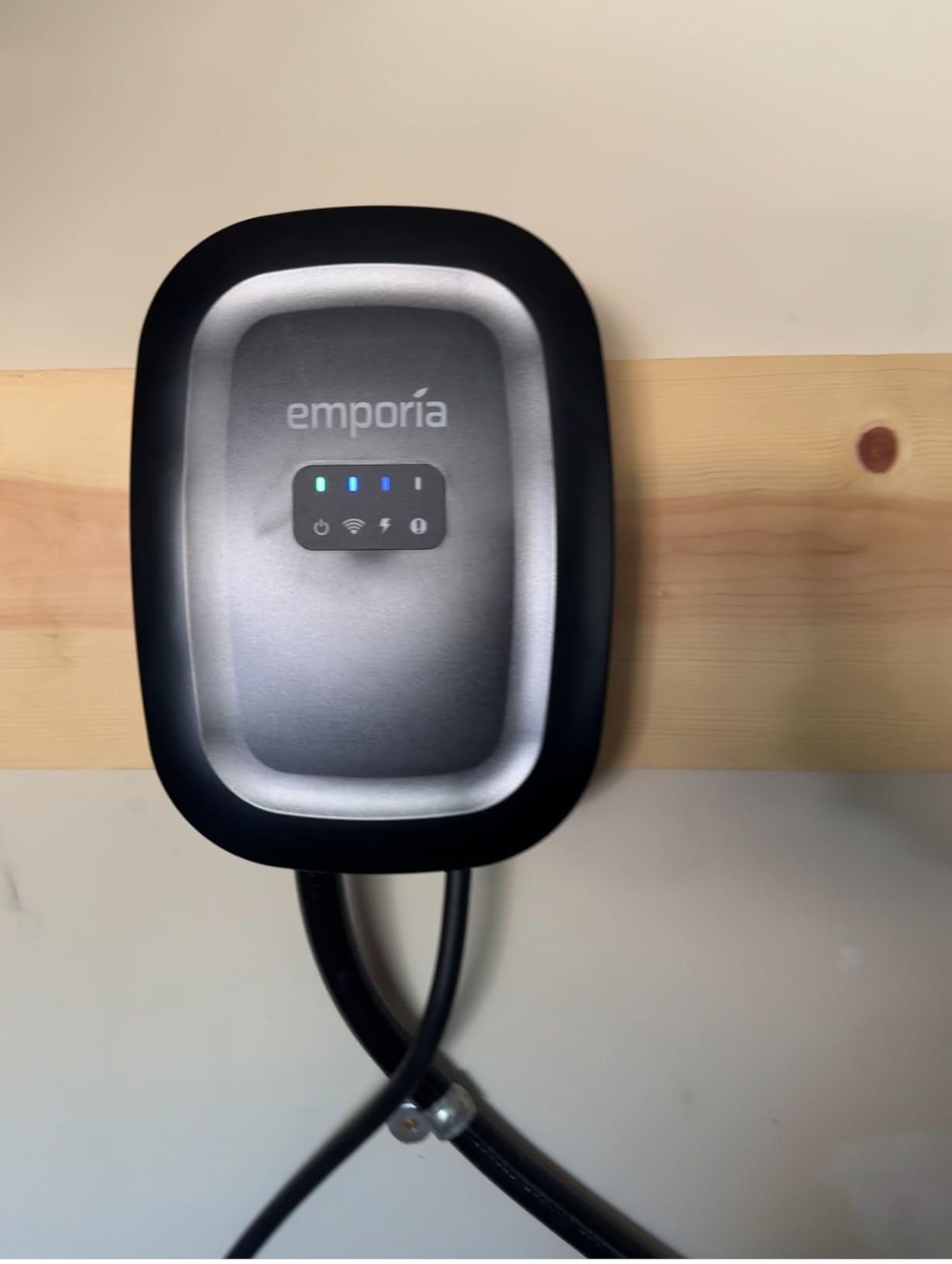 EMPORIA Level 2 EV Charger w/ J1772 Connector - 48 Amp, 240V WiFi Enabled Electric Vehicle Charging Station, 25ft Cable, Hardwired with Whip, White customer photo 1