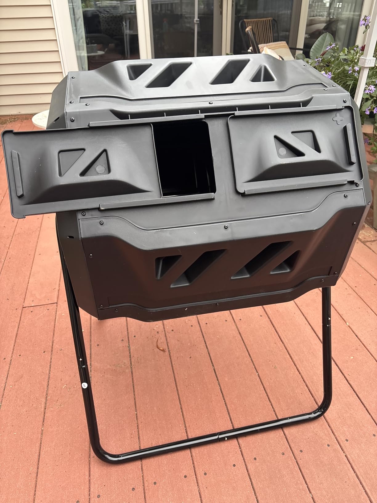 Hourleey Compost Bin Outdoor, 43 Gallon Dual Chamber Tumbling Composting Bin with Sliding Doors, Tumbler Rotating Batch Composter Bin for Garden Kitchen Yard customer photo 1