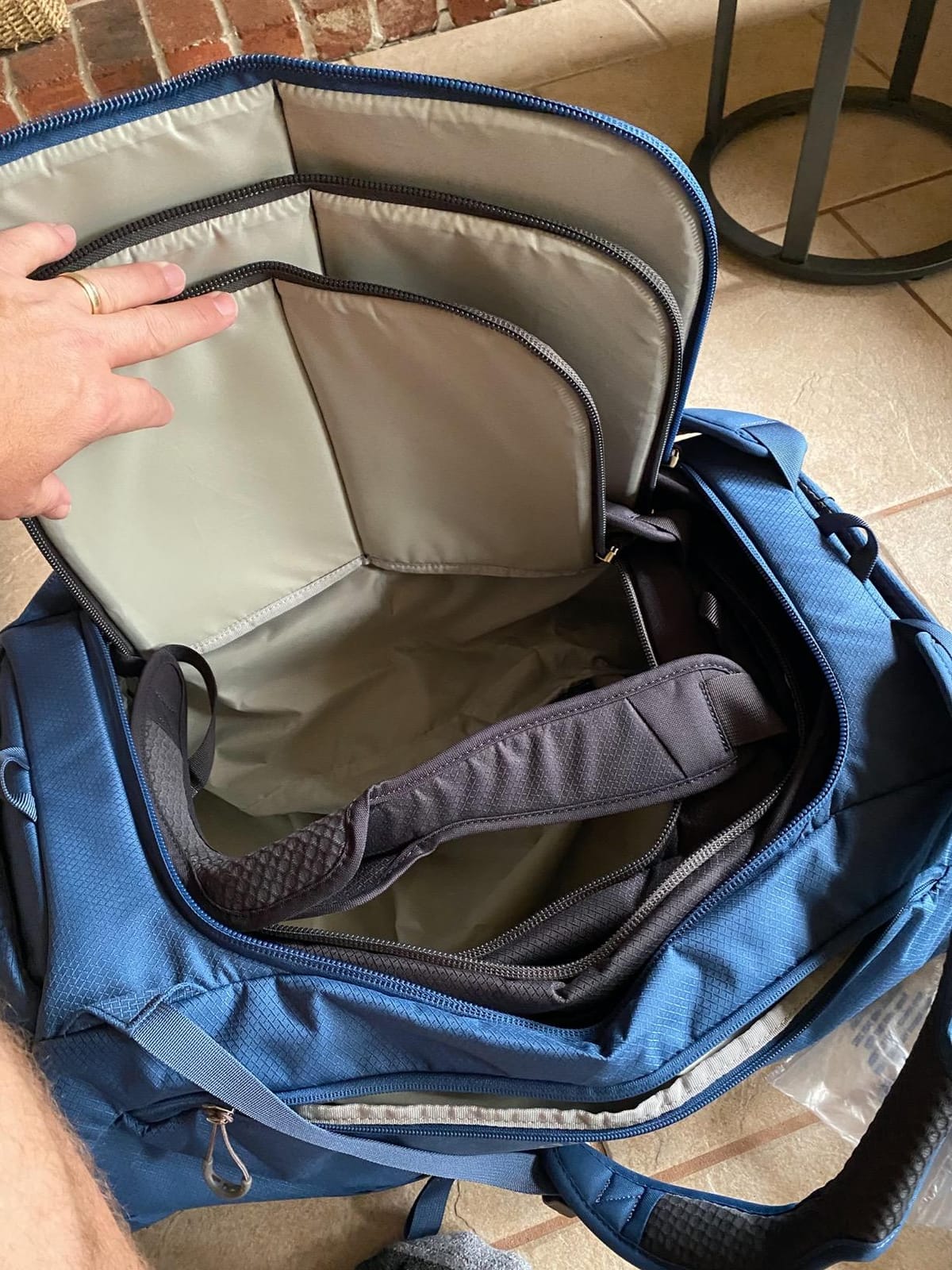 Osprey Daylite Duffel Backpack - Convertible Everyday Duffel Bag for Gym, Commute, and Travel customer photo 2