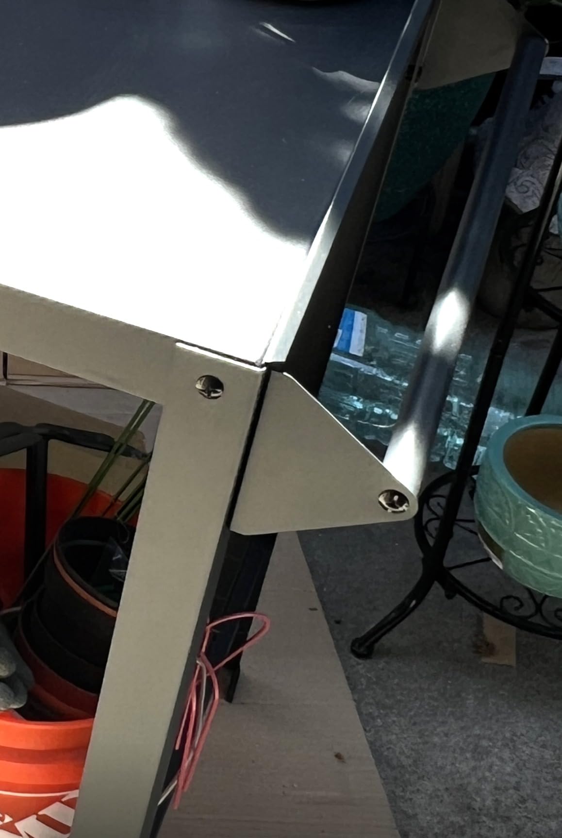 Metal Potting Bench on Wheels, Heavy Duty Weatherproof Work Station customer photo 2