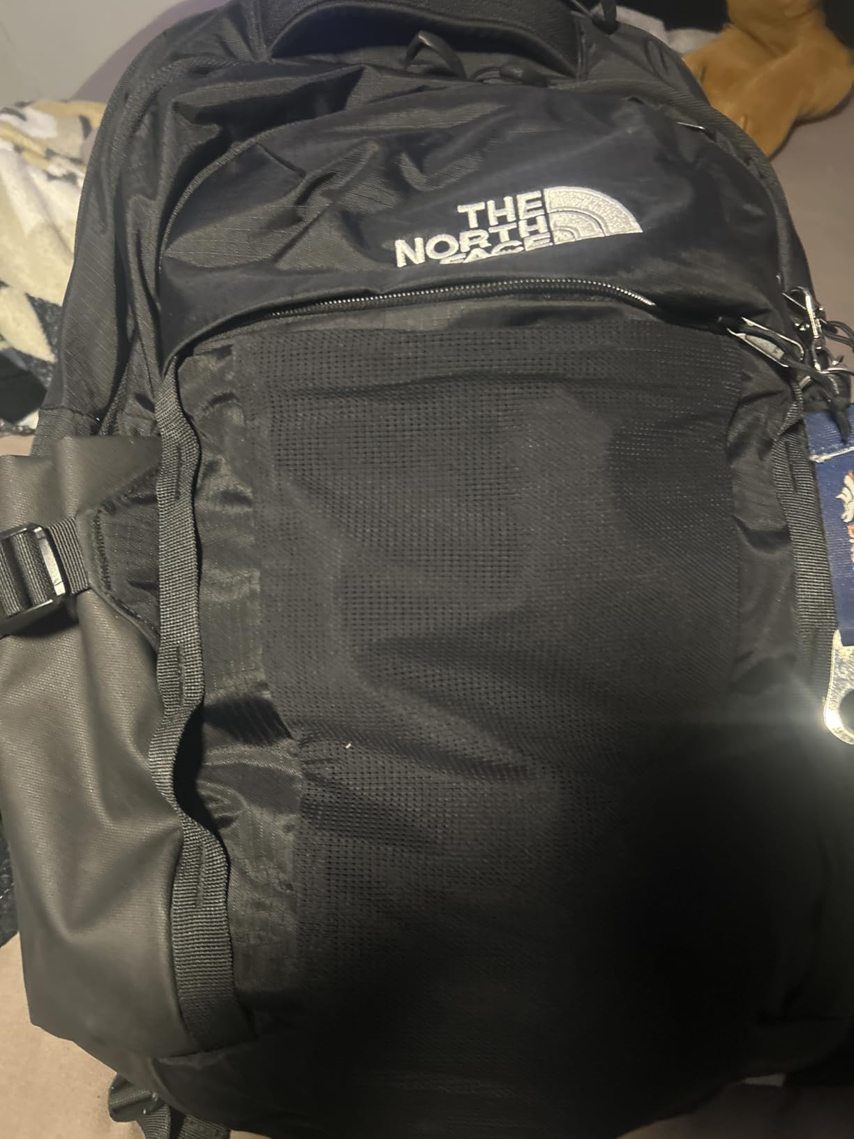 The North Face Recon Everyday Laptop Backpack, Timber Tan, One Size | Daypack, Water Repellent, Laptop Sleeve, 2 Water Bottle Pockets customer photo 2