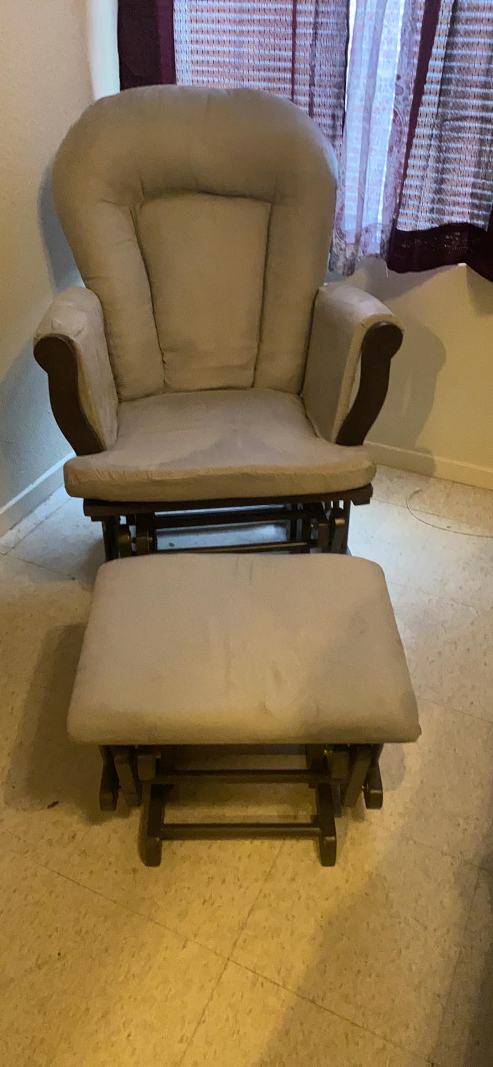 Cozy Glider Rocker and Ottoman Set, Smooth Quiet Gliding Motion, Padded Cushion with Convenient Storage Pockets, Solid Wood Base & Frame (Matte White with Gray Cushion) customer photo 1