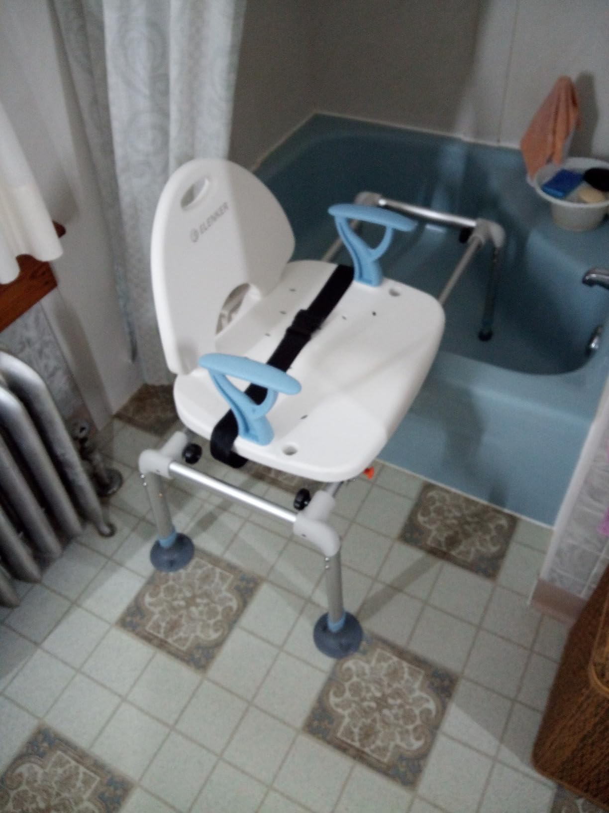 ELENKER Heavy-Duty Sliding Tub Transfer Bench, 450 lb Load Capacity | Safety Belt, Wide Seat & Backrest, Adjustable Legs, Designed for Seniors & Elderly Users customer photo 2