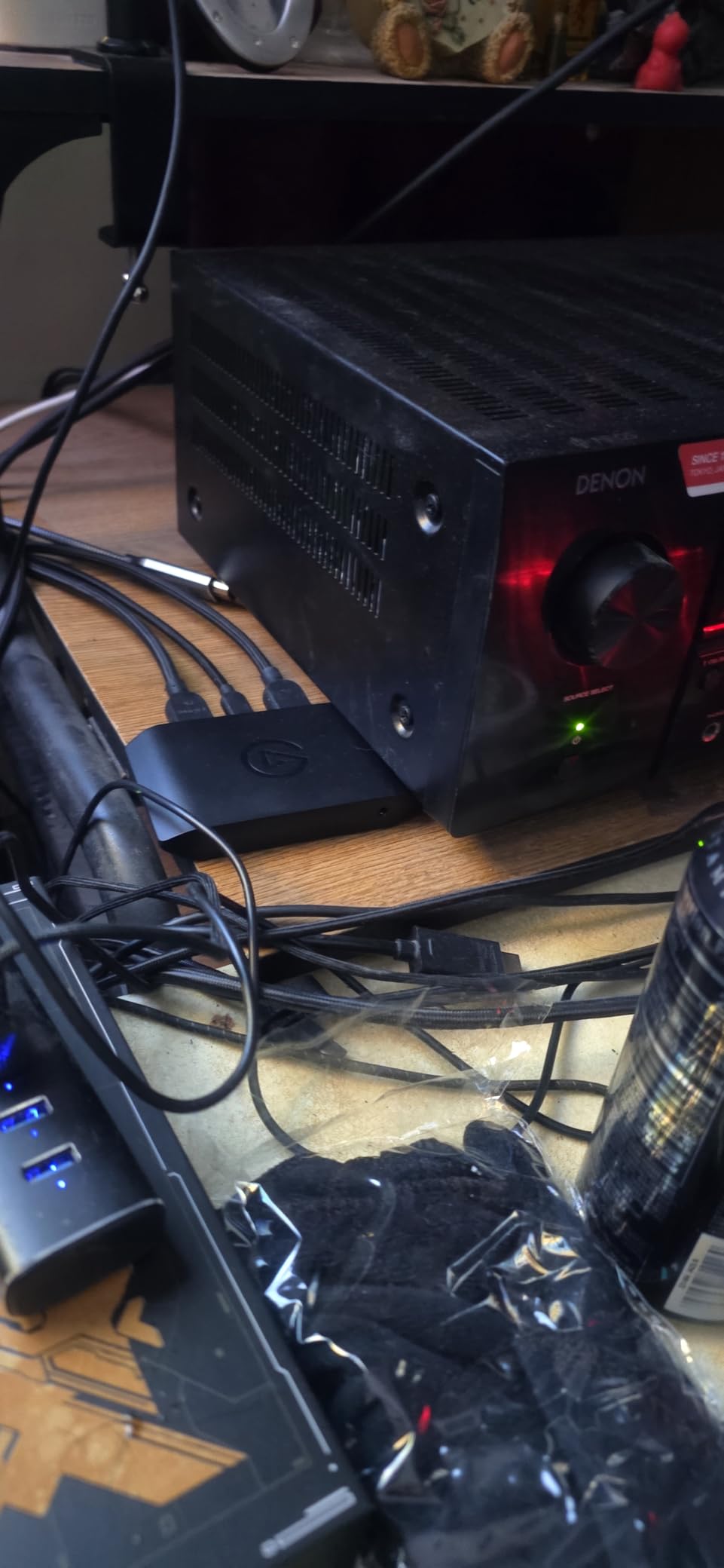 Elgato 4K X Capture Card, HDMI 2.1, 4K144 Ultra-Low Latency customer photo 2