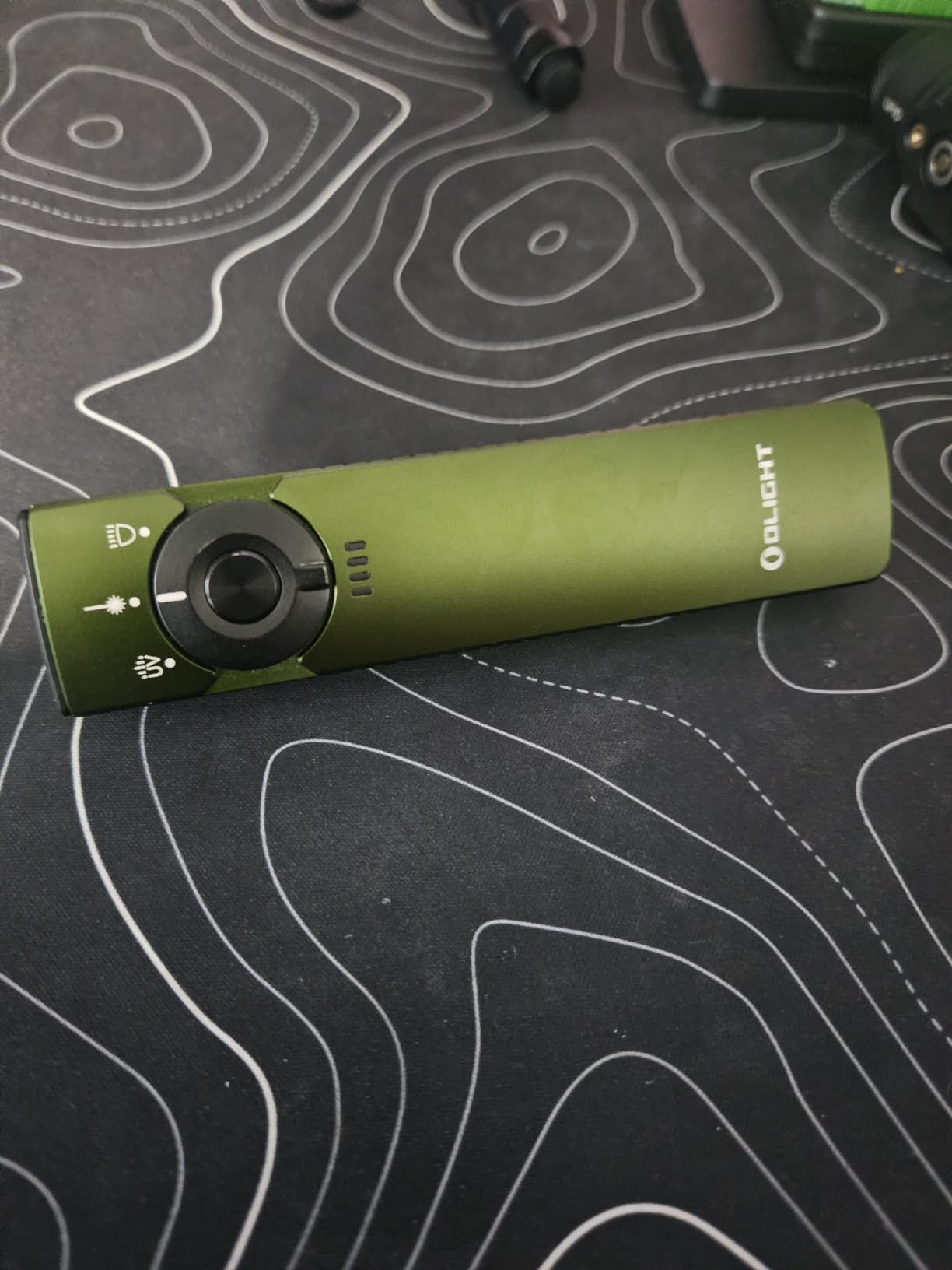 OLIGHT Arkfeld Pro Rechargeable EDC Flat Flashlight, Racing Stripes CW | UV Light, Green Beam, White LED, 1300 Lumens, Portable Pocket Light, Magnetic Charging, Bright for Outdoor Emergency Work customer photo 1