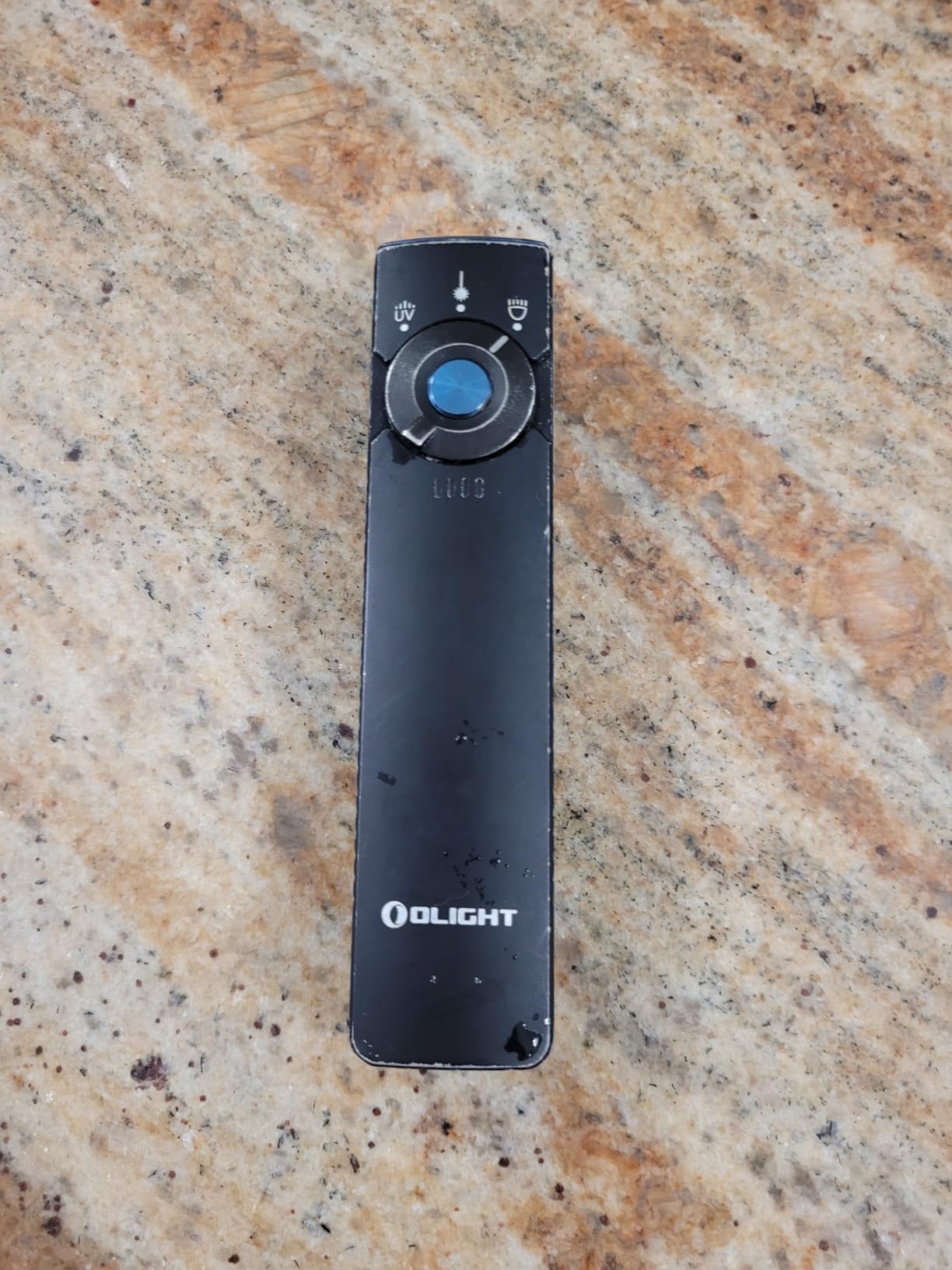 OLIGHT Arkfeld Pro Rechargeable EDC Flat Flashlight, Racing Stripes CW | UV Light, Green Beam, White LED, 1300 Lumens, Portable Pocket Light, Magnetic Charging, Bright for Outdoor Emergency Work customer photo 2